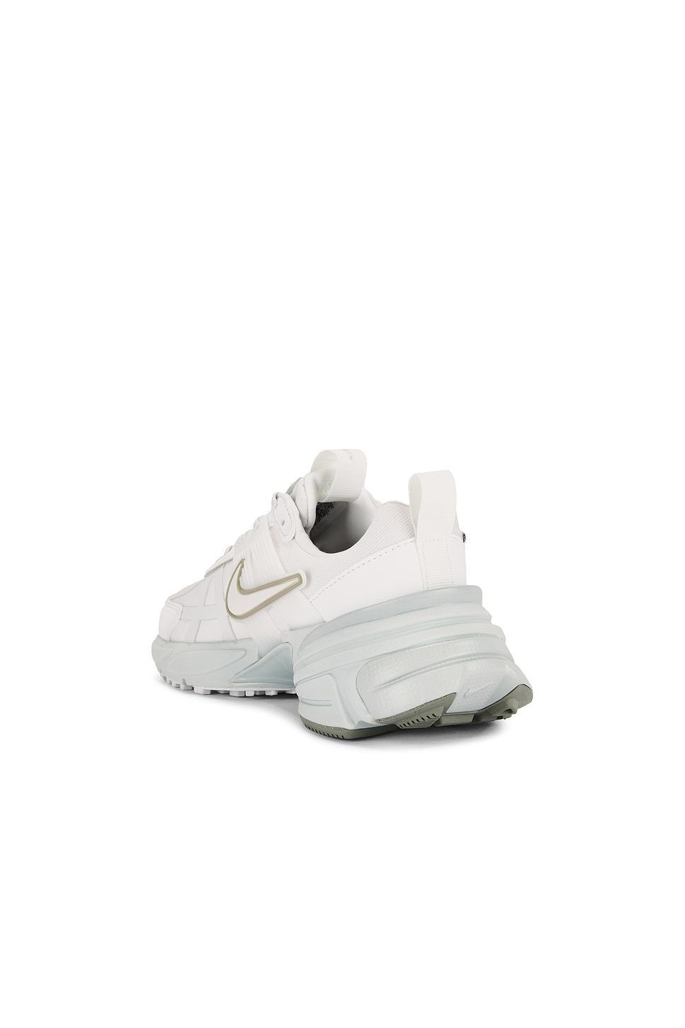 V2K Run GTX Sneaker Nike Product Image
