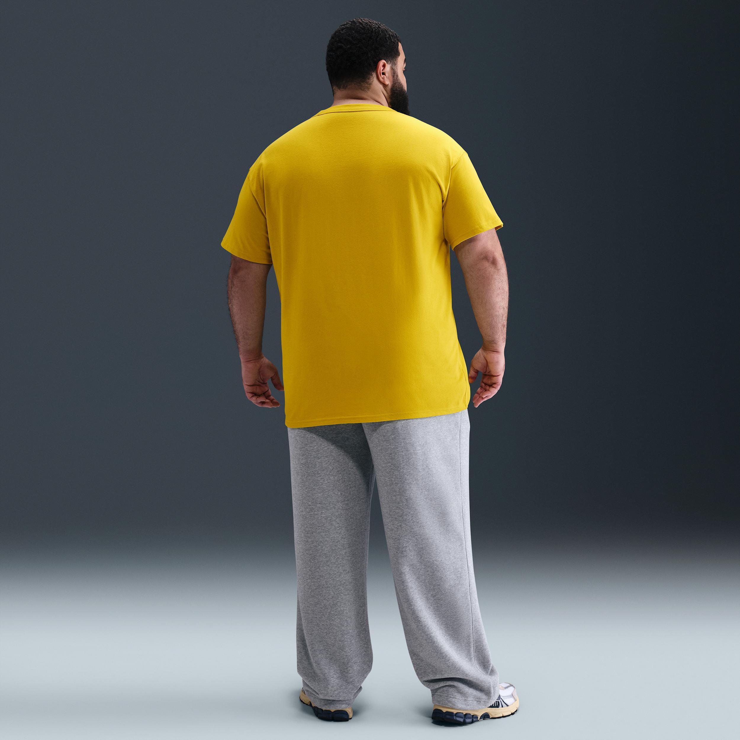 Men's Nike Sportswear Premium Essentials T-Shirt Product Image