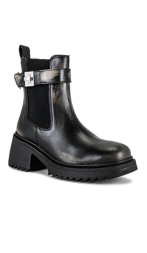 Steve Madden Gates Distressed) Women's Boots Product Image
