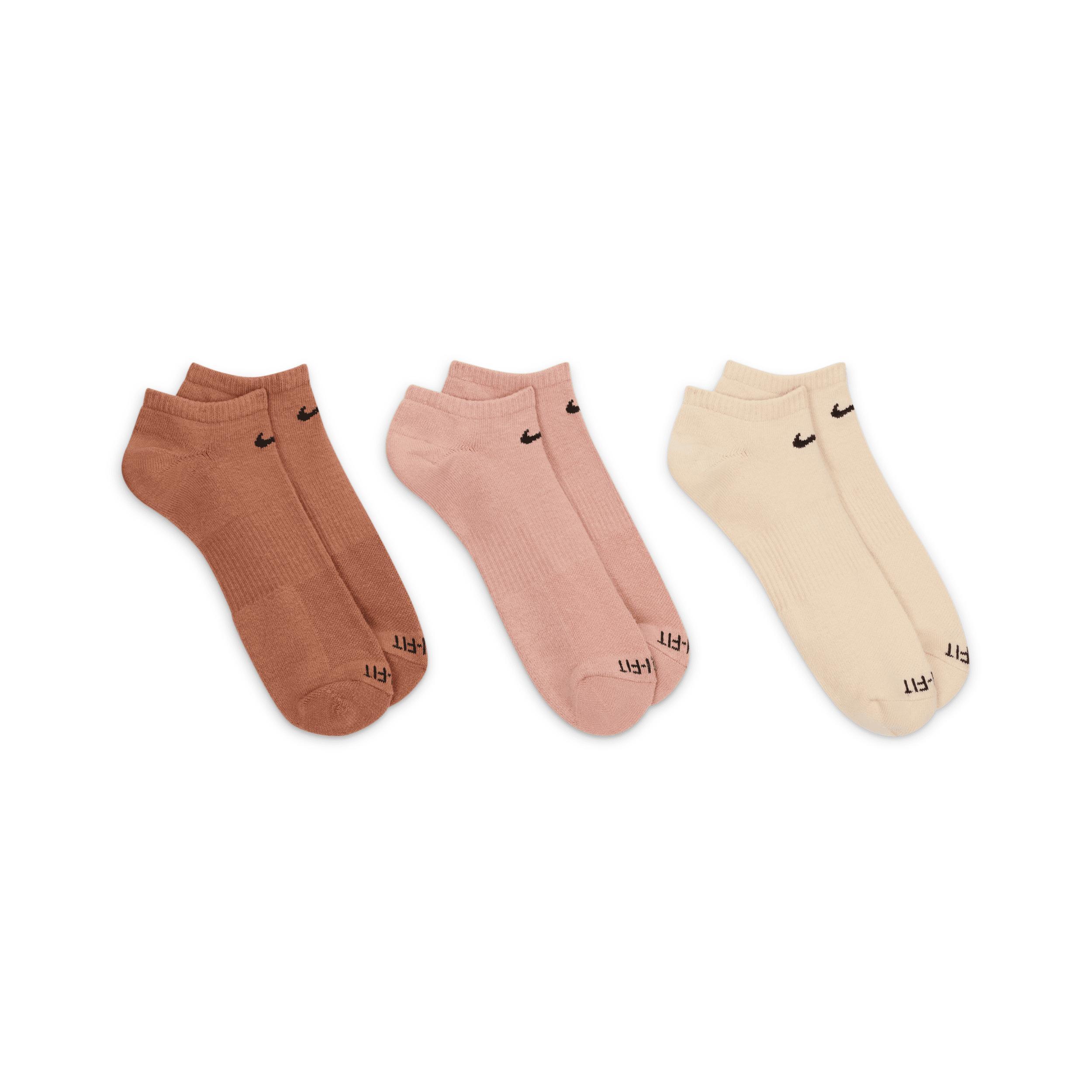 Nike Unisex Everyday Plus Cushion Training No-Show Socks (3 Pairs) Product Image