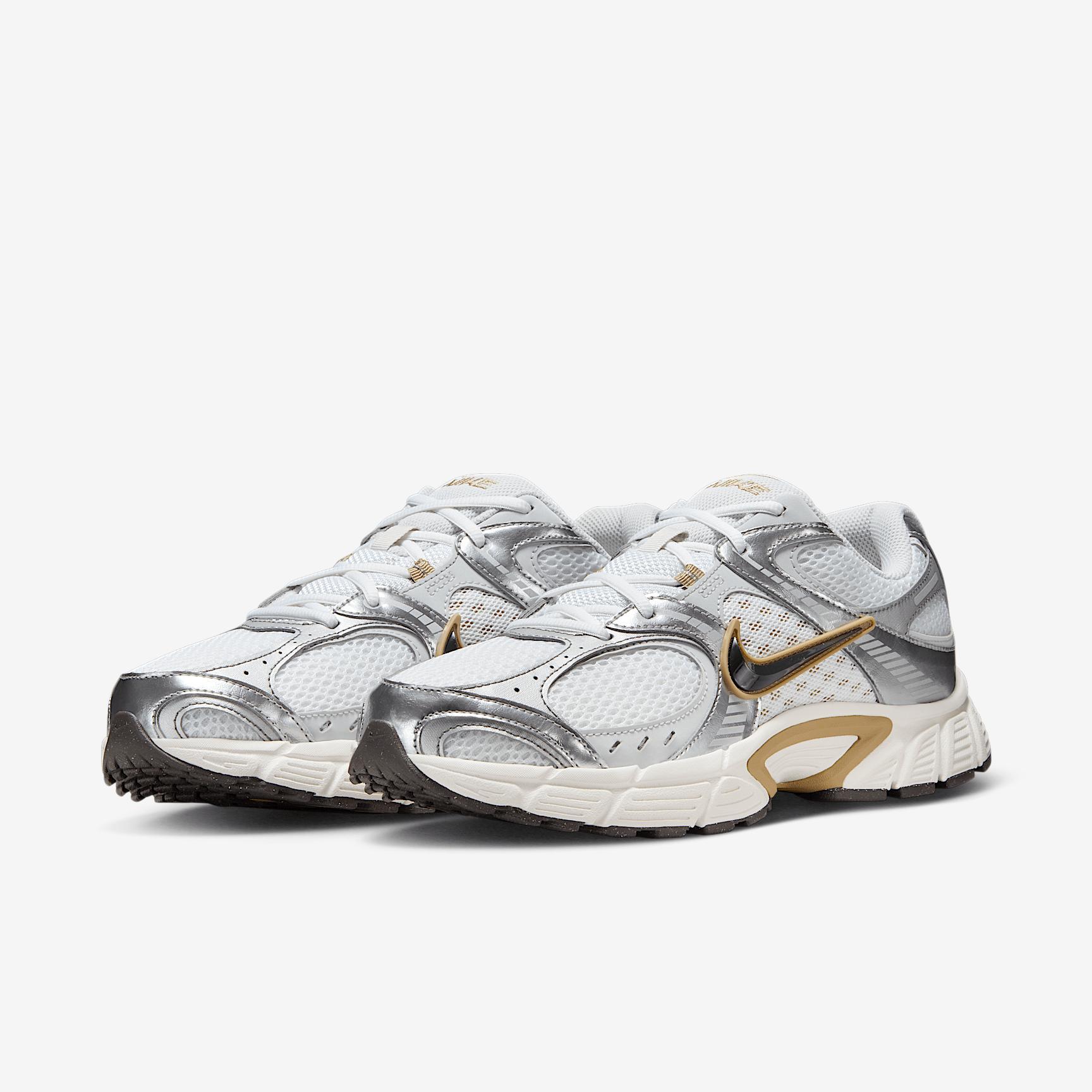 Nike V5 RNR Men's Shoes Product Image