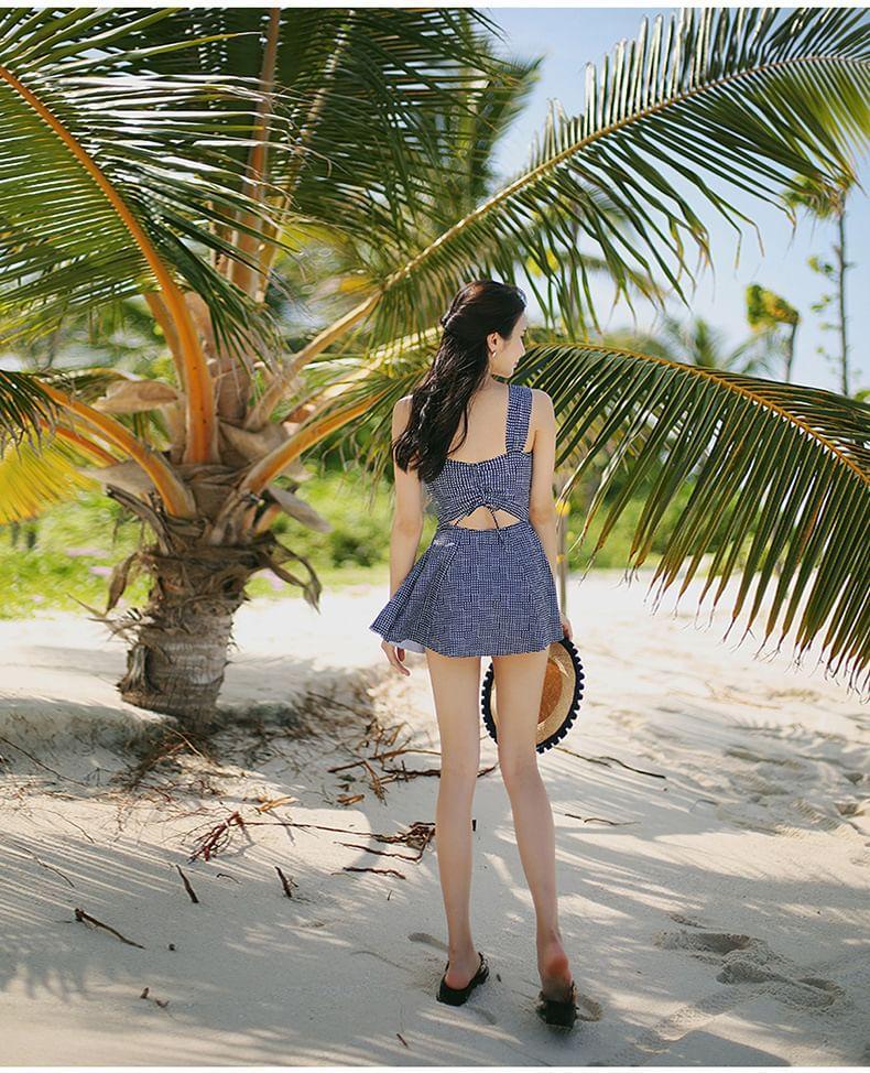 Couple Matching Tie-Dyed Shirred Swimdress / Long-Sleeve Contrast Trim Rash Guard / Swim Shorts / Set Product Image