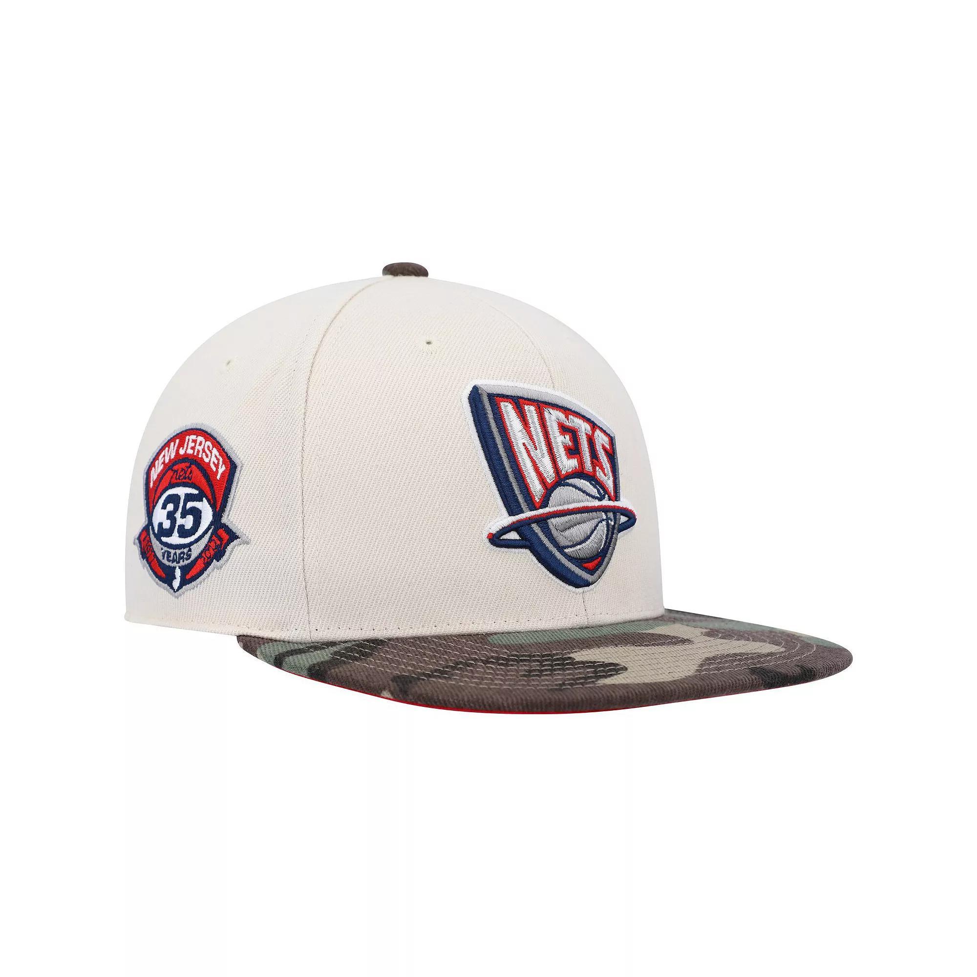 Men's Mitchell & Ness Cream/Camo New Jersey Nets Hardwood Classics 35th Anniversary Off White Camo Fitted Hat, Size: 7 1/8, Nba Green Product Image