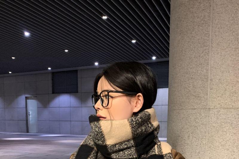 Plaid Applique Fringed Scarf Product Image