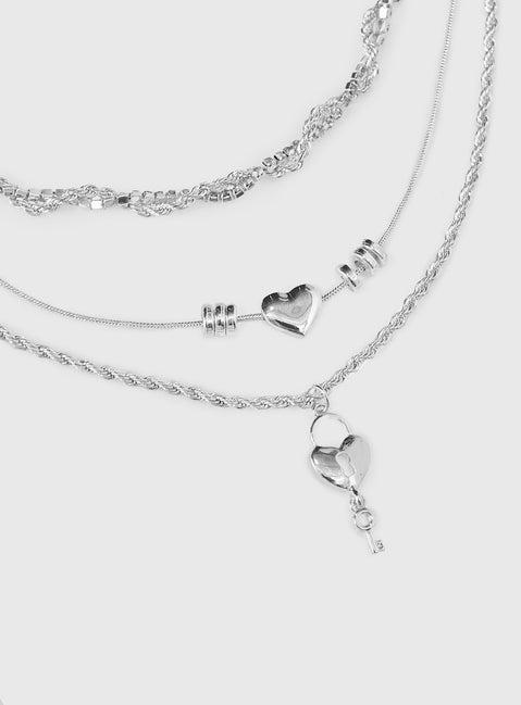 In The Moonlight Necklace Silver Product Image