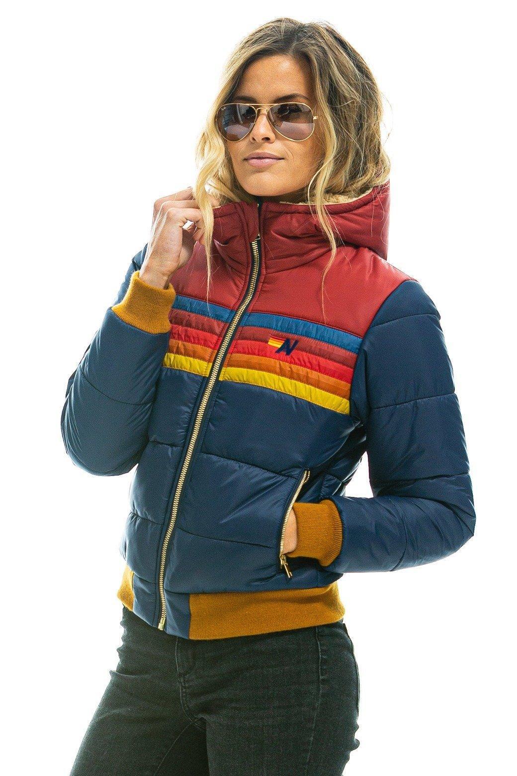 TREKKER 2 HOODED PUFFER JACKET - NAVY Female Product Image