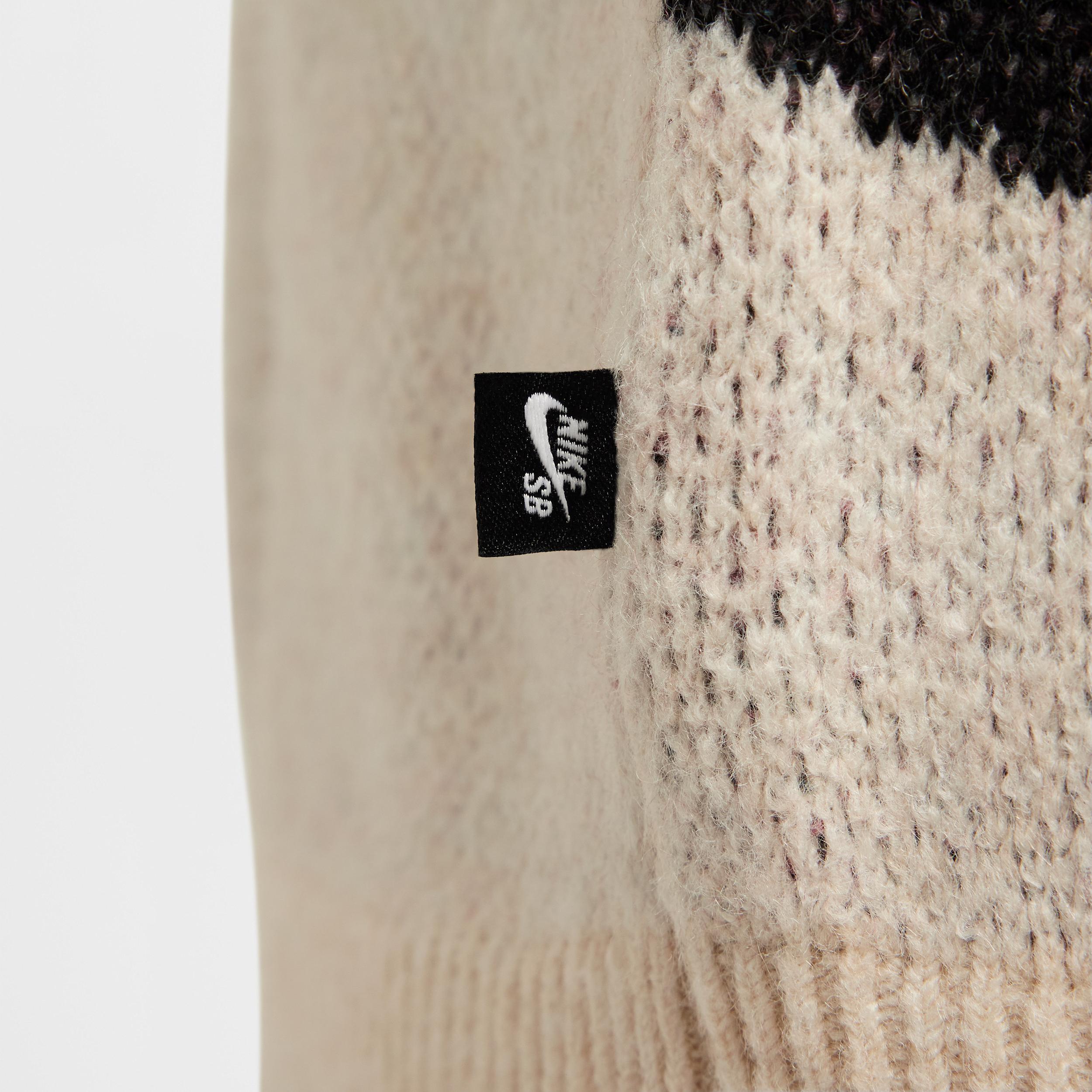Men's Nike SB Sweater Vest Product Image