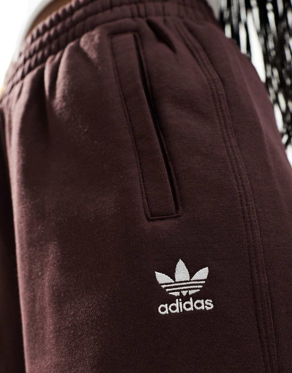 adidas Originals essential track pants in brown Product Image