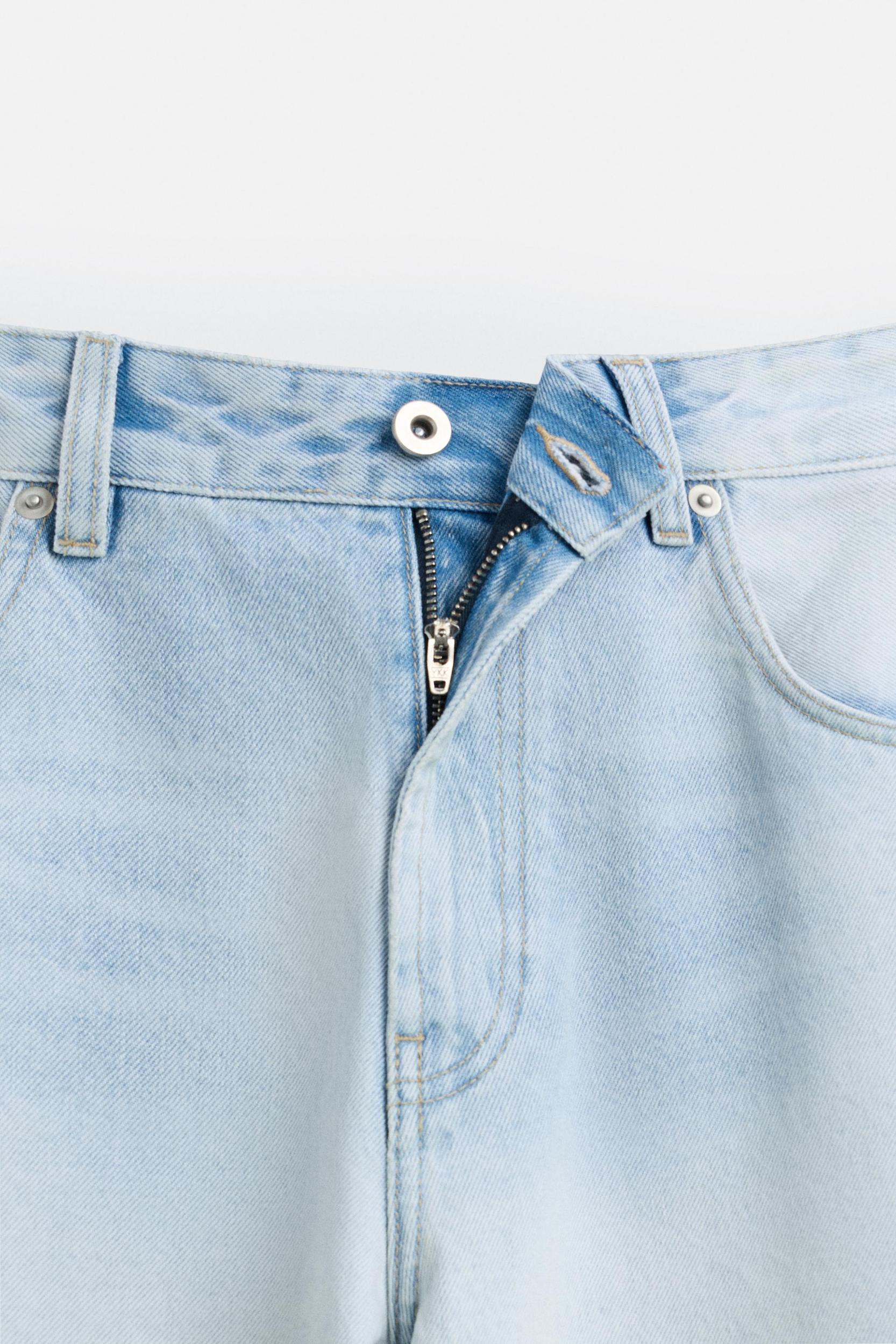 BAGGY FIT JEANS Product Image