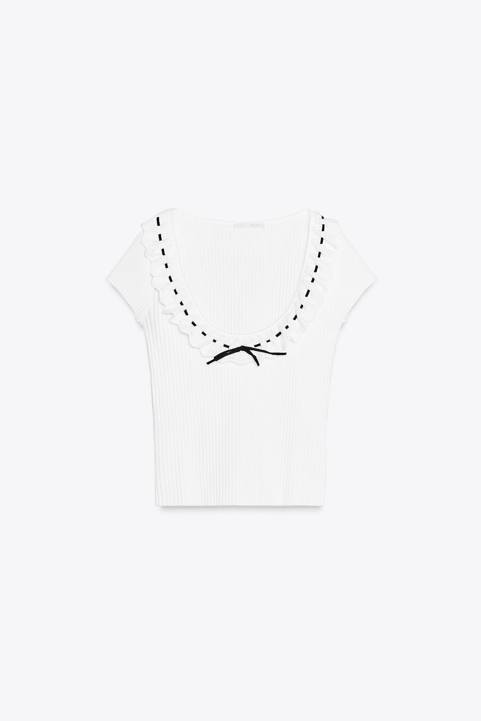ROMANTIC RIBBED T-SHIRT Product Image