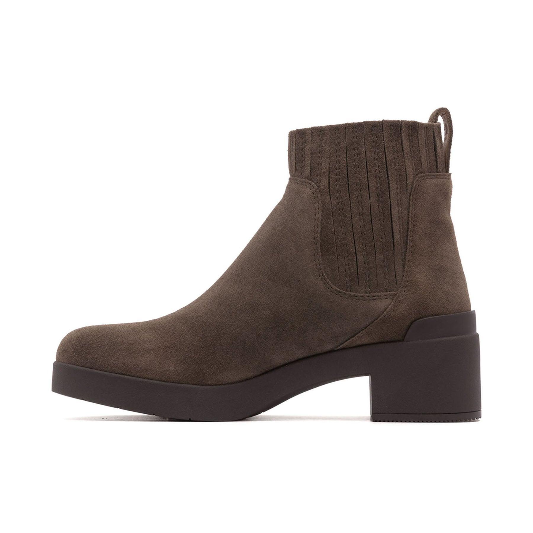 Capital Chelsea Metatarsal Female Product Image
