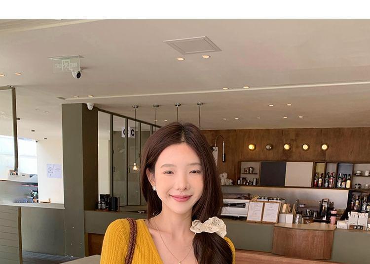 Plain Cable-Knit Cropped Cardigan Product Image
