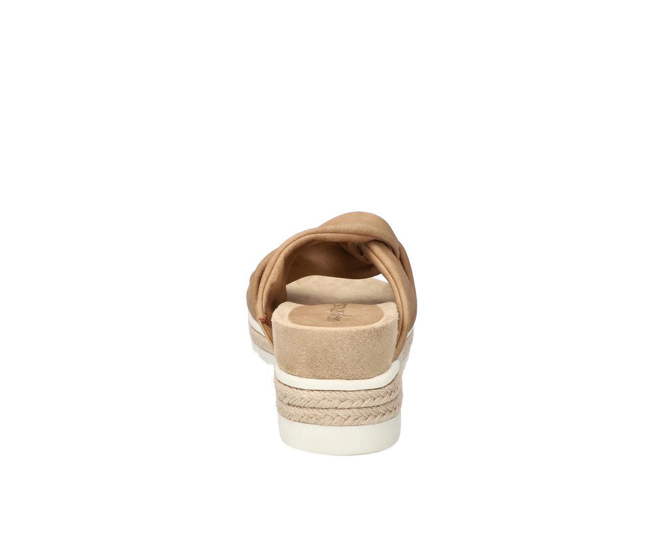 Women's Easy Street Ja Sandals Product Image