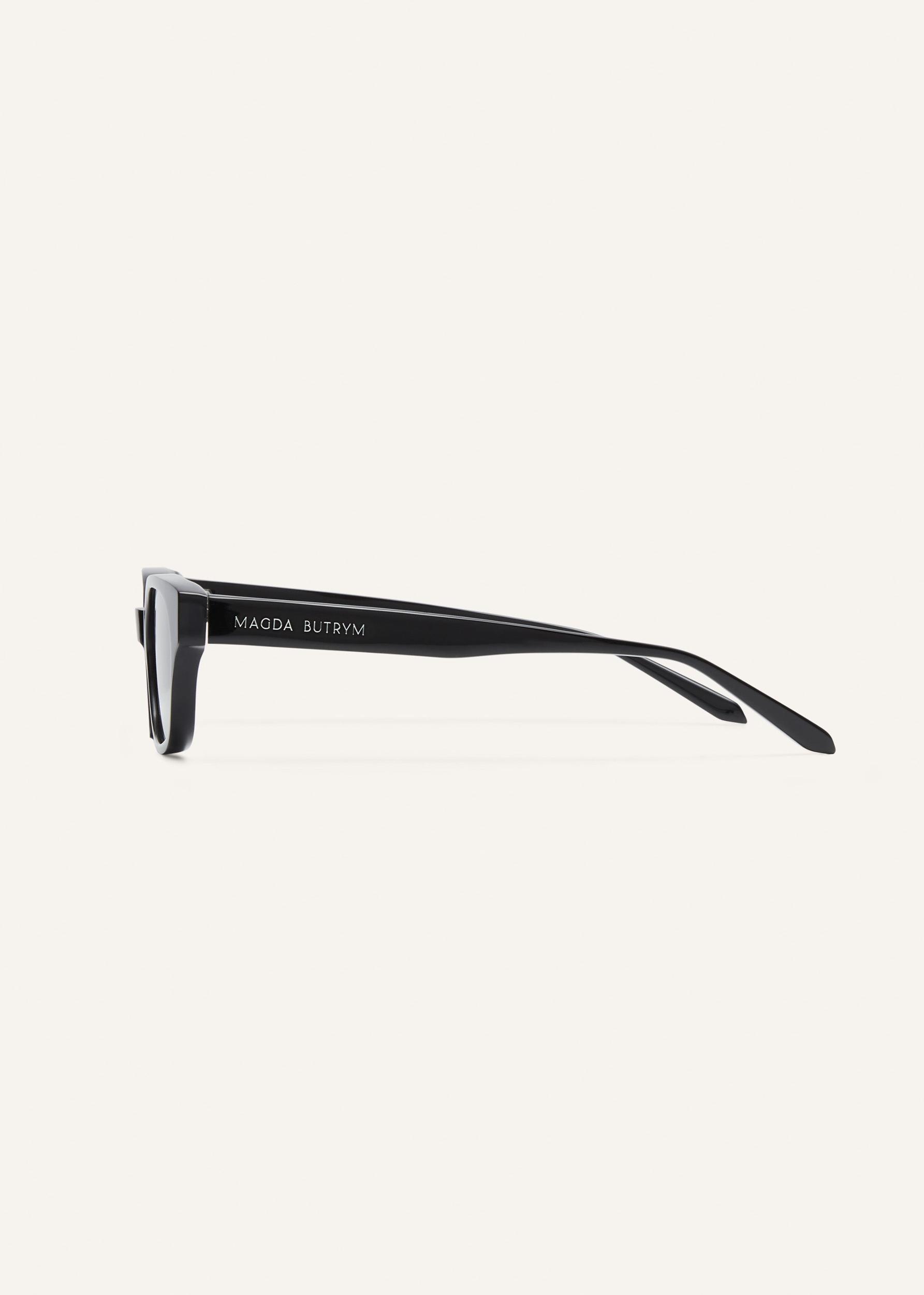 Slim rectangular sunglasses in black Product Image