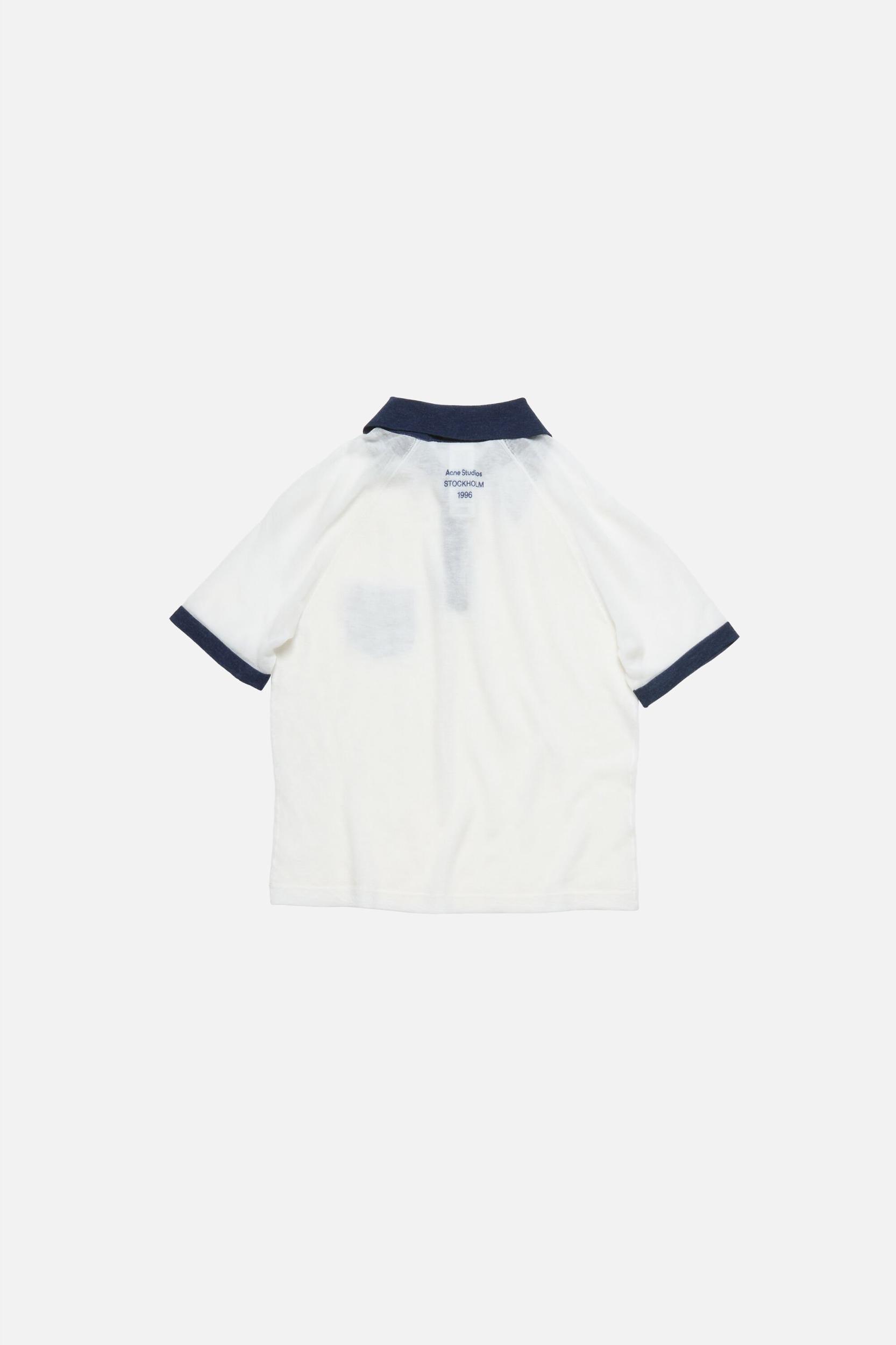Short sleeve v-neck sweater Product Image