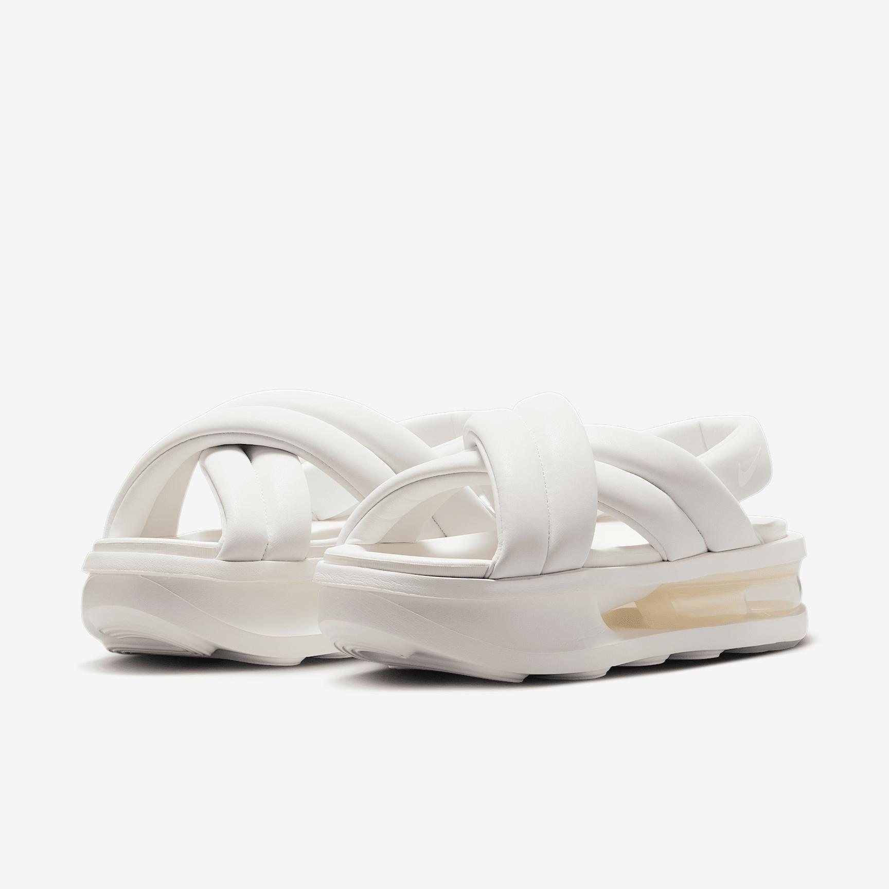 Nike Air Max Isla Women's Sandals Product Image