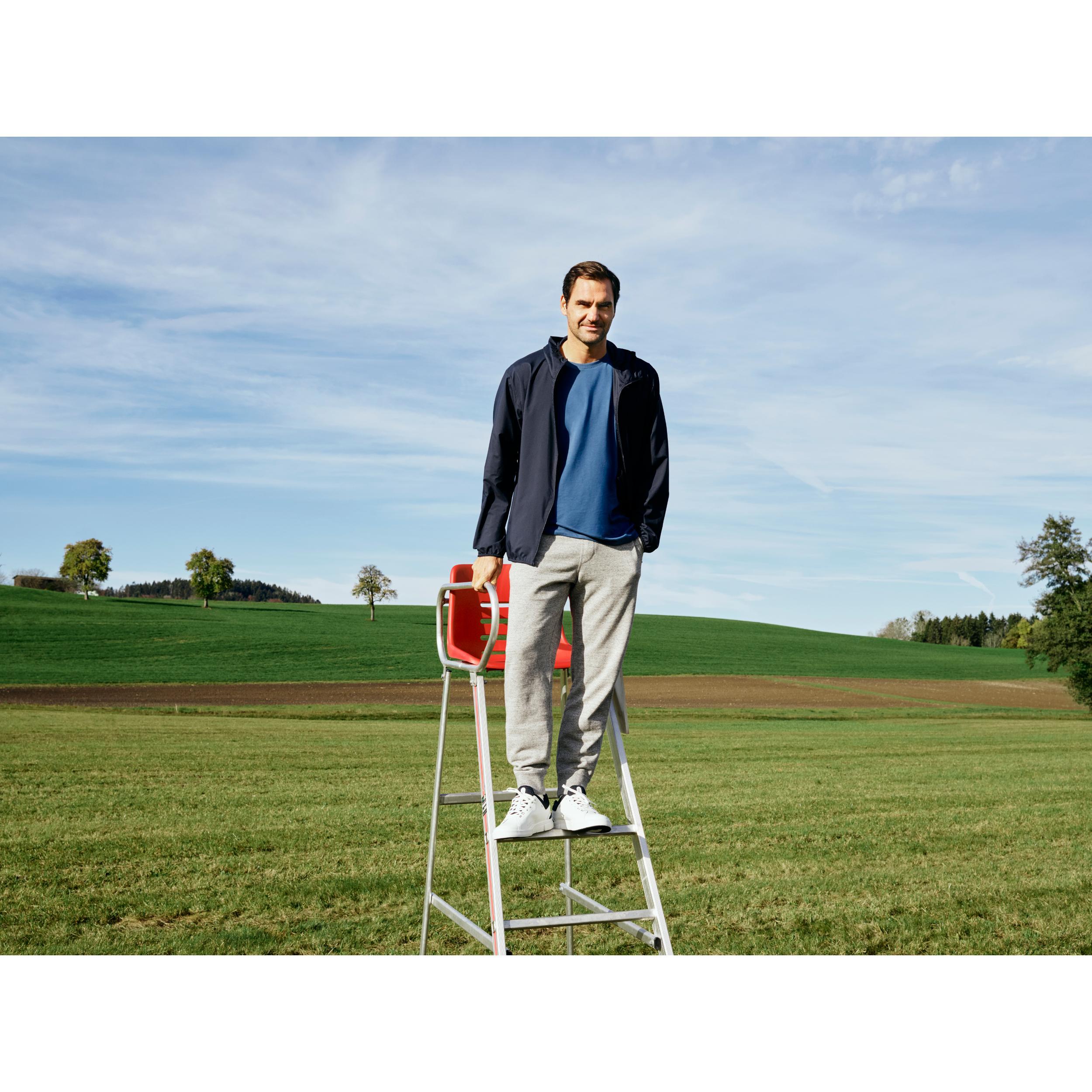 The Roger Advantage Sneaker Product Image