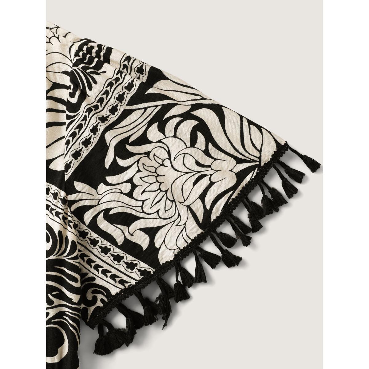 Plus Size Monochrome Collage Print Tassels Midi Dress Black Women V-neck Short sleeve Curvy BloomChic 26/4X Product Image
