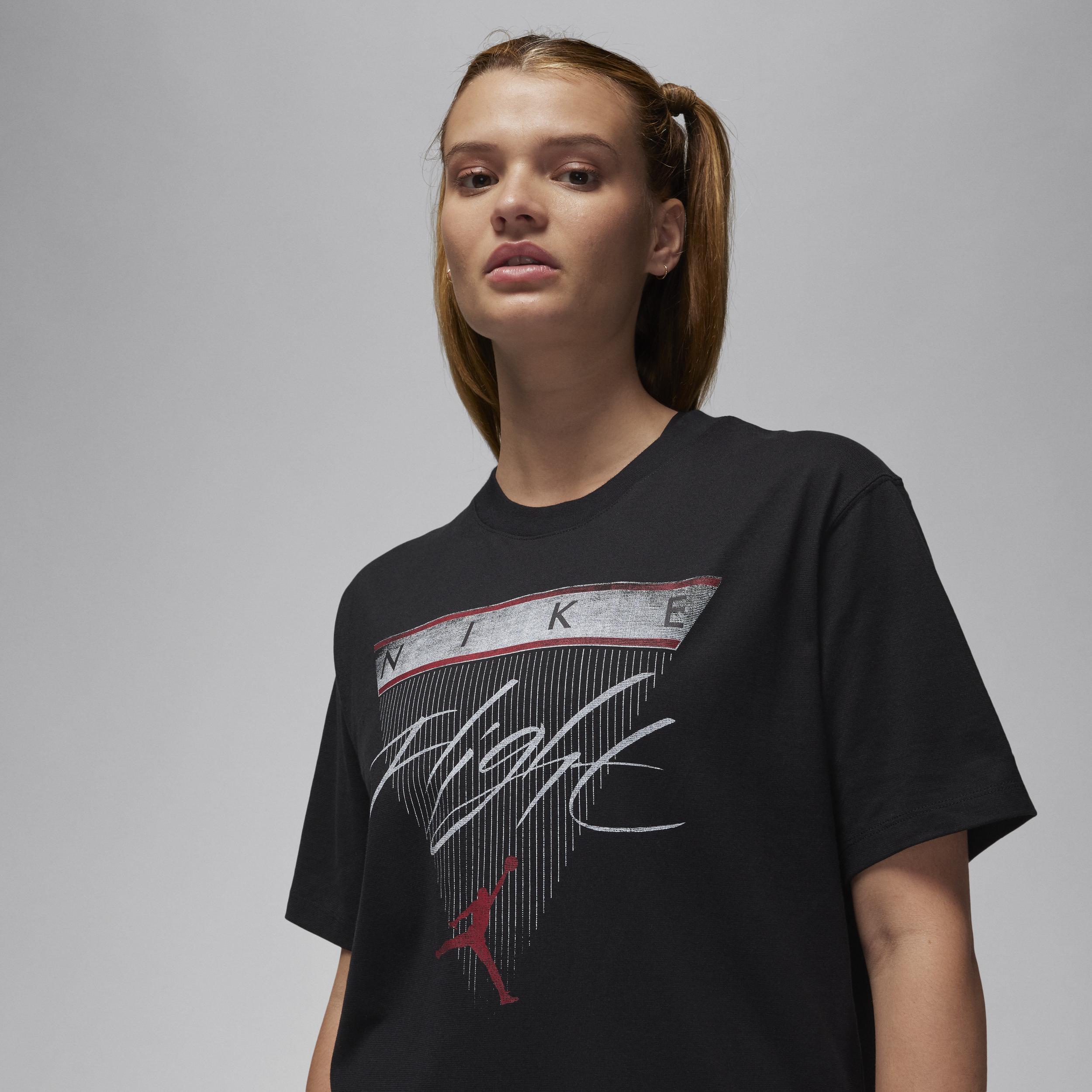 Women's Jordan Flight Heritage Graphic T-Shirt Product Image