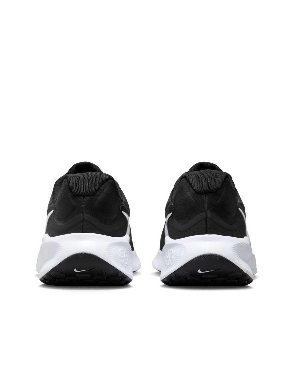 Nike Men's Revolution 7 Road Running Shoes Product Image