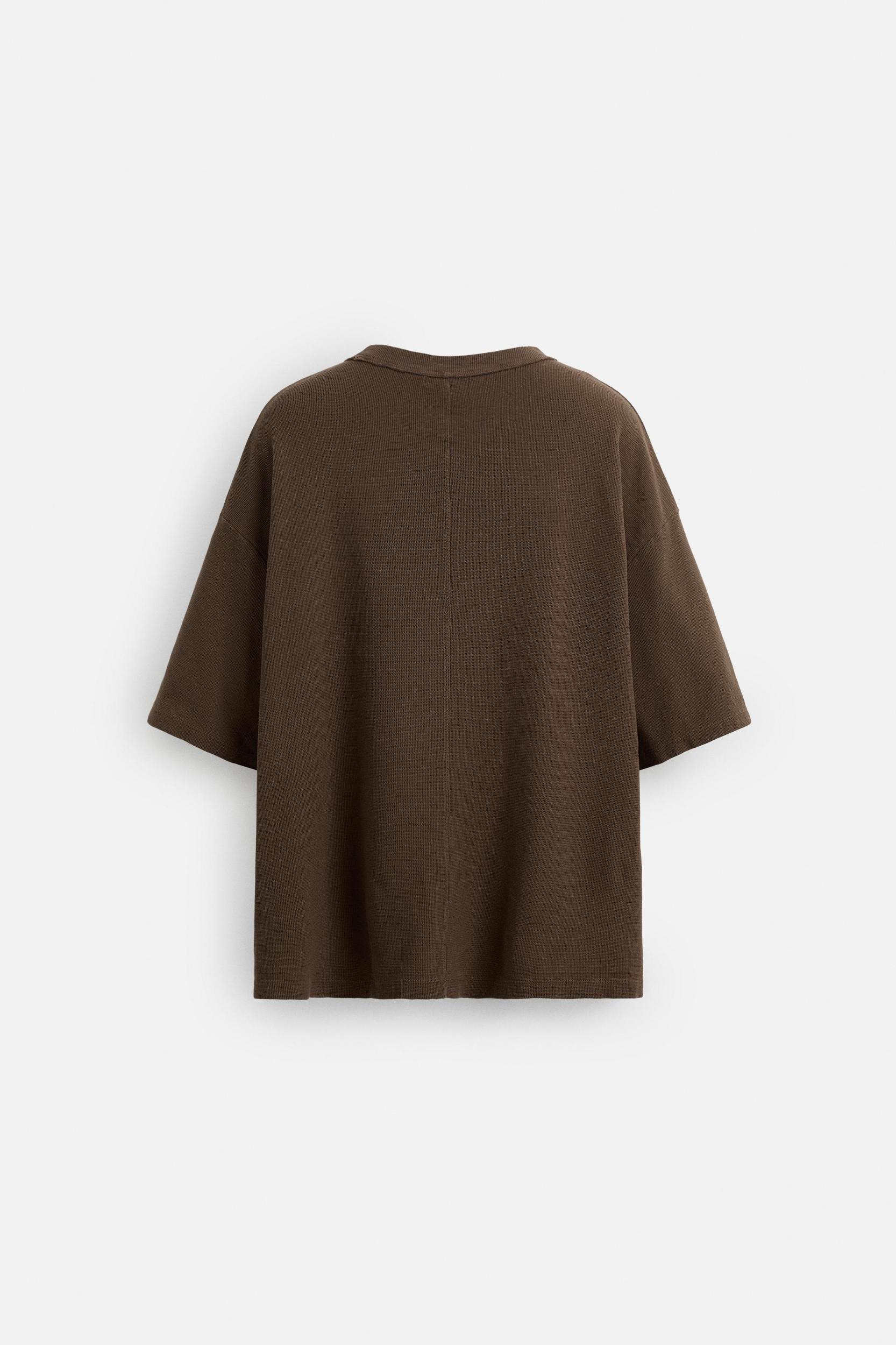 PRINTED KNIT T-SHIRT Product Image