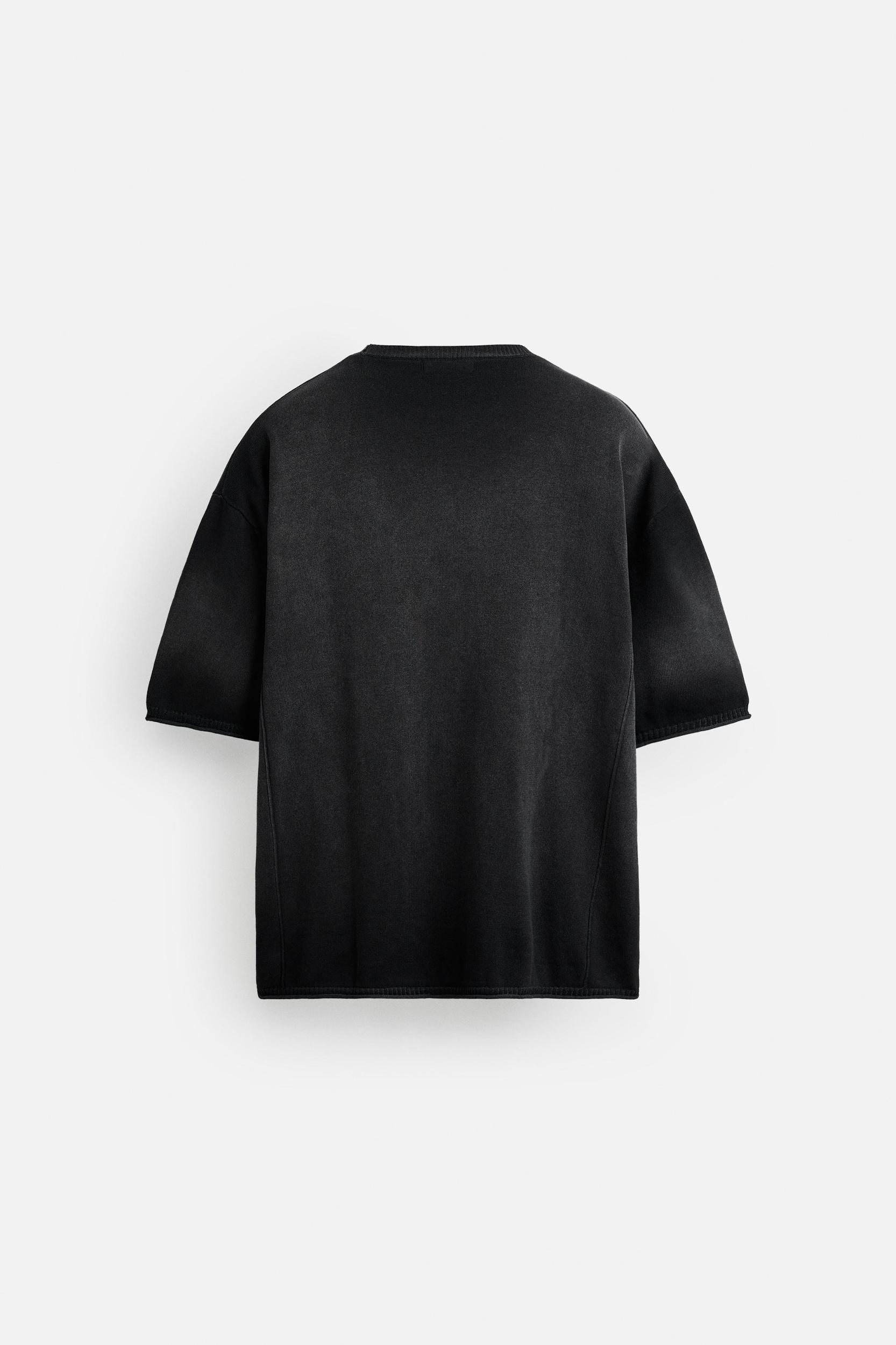 SPRAY PRINT KNIT T-SHIRT Product Image