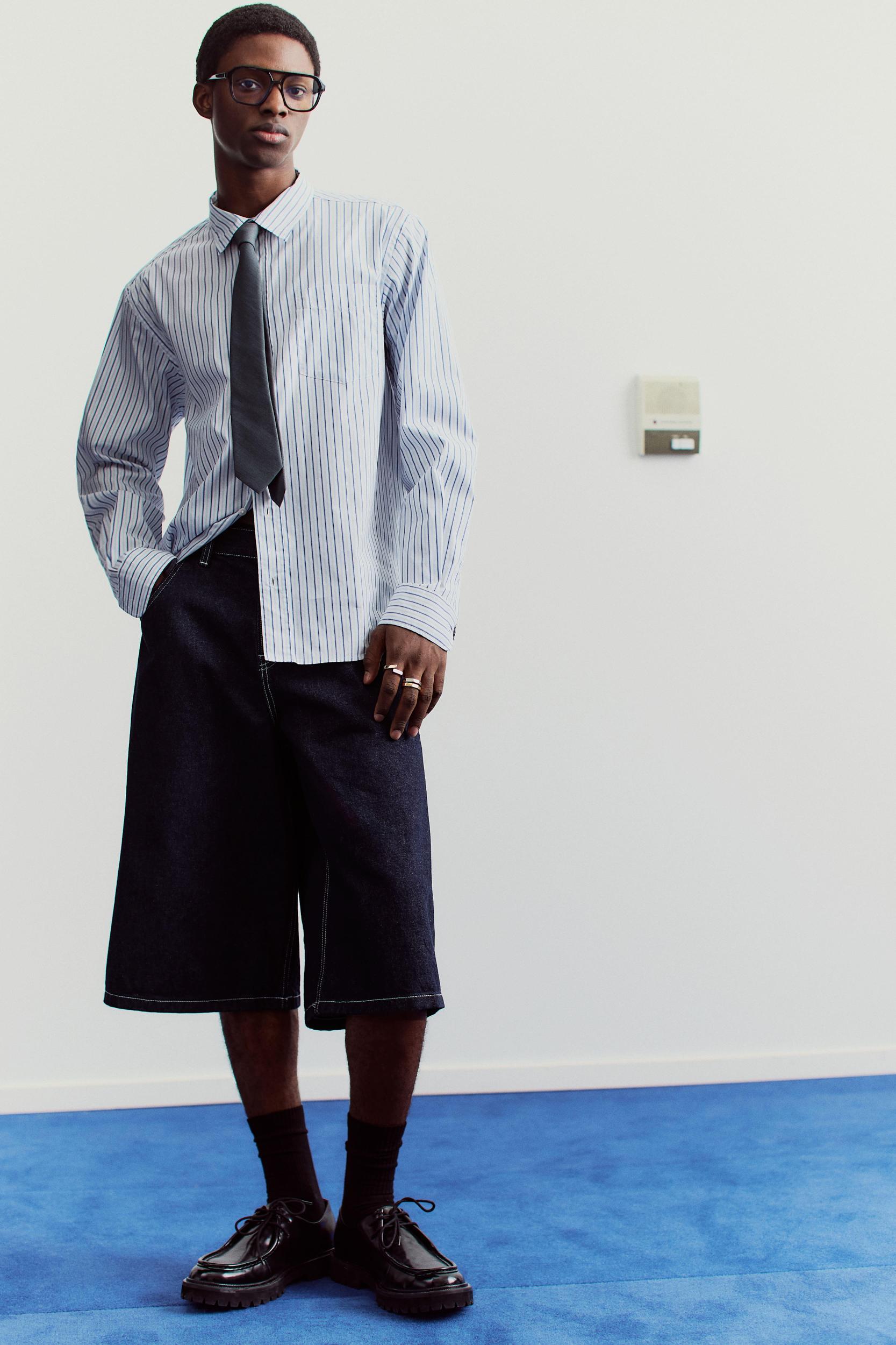 Super-Baggy Denim Shorts Product Image