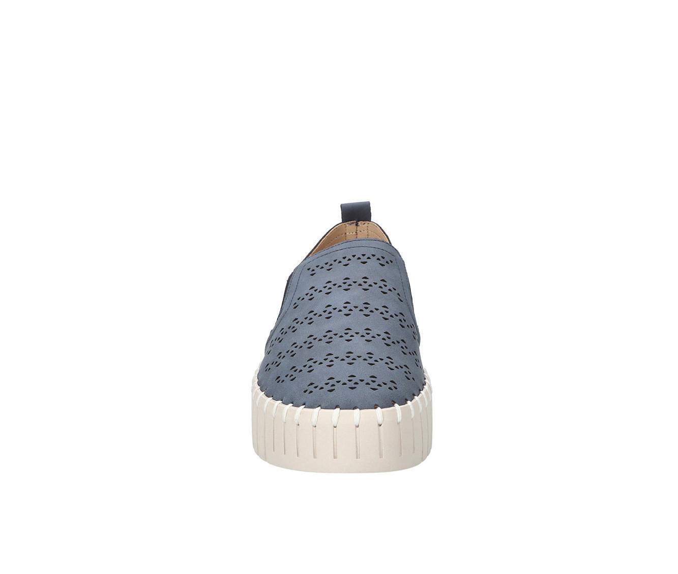 Women's Easy Street Peppy Sneakers Product Image