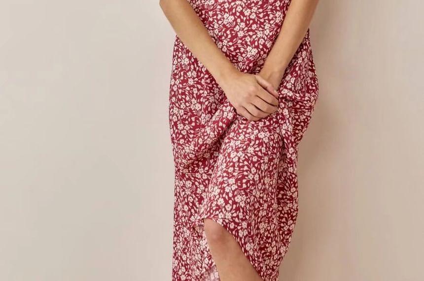 Puff-Sleeve Queen Anne-Neckline Floral Print Midi A-Line Dress Product Image