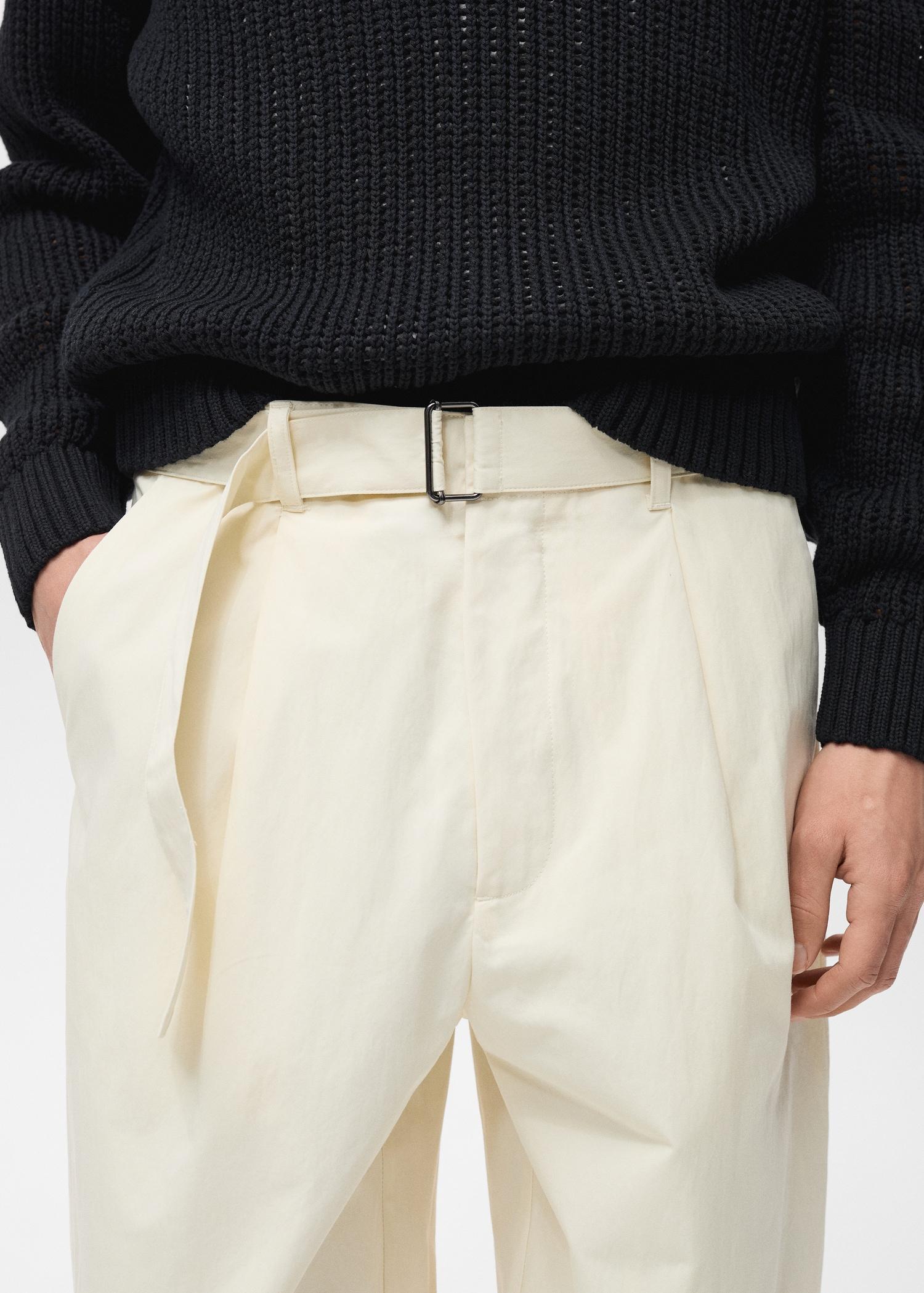 Relaxed-fit pants with belt - Men | MANGO USA Product Image