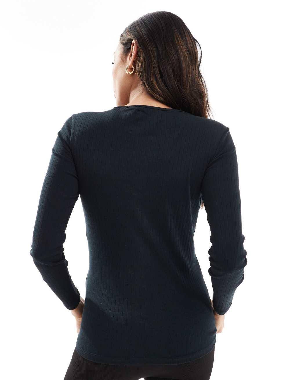 Mamalicious Maternity rib jersey nursing top in black Product Image