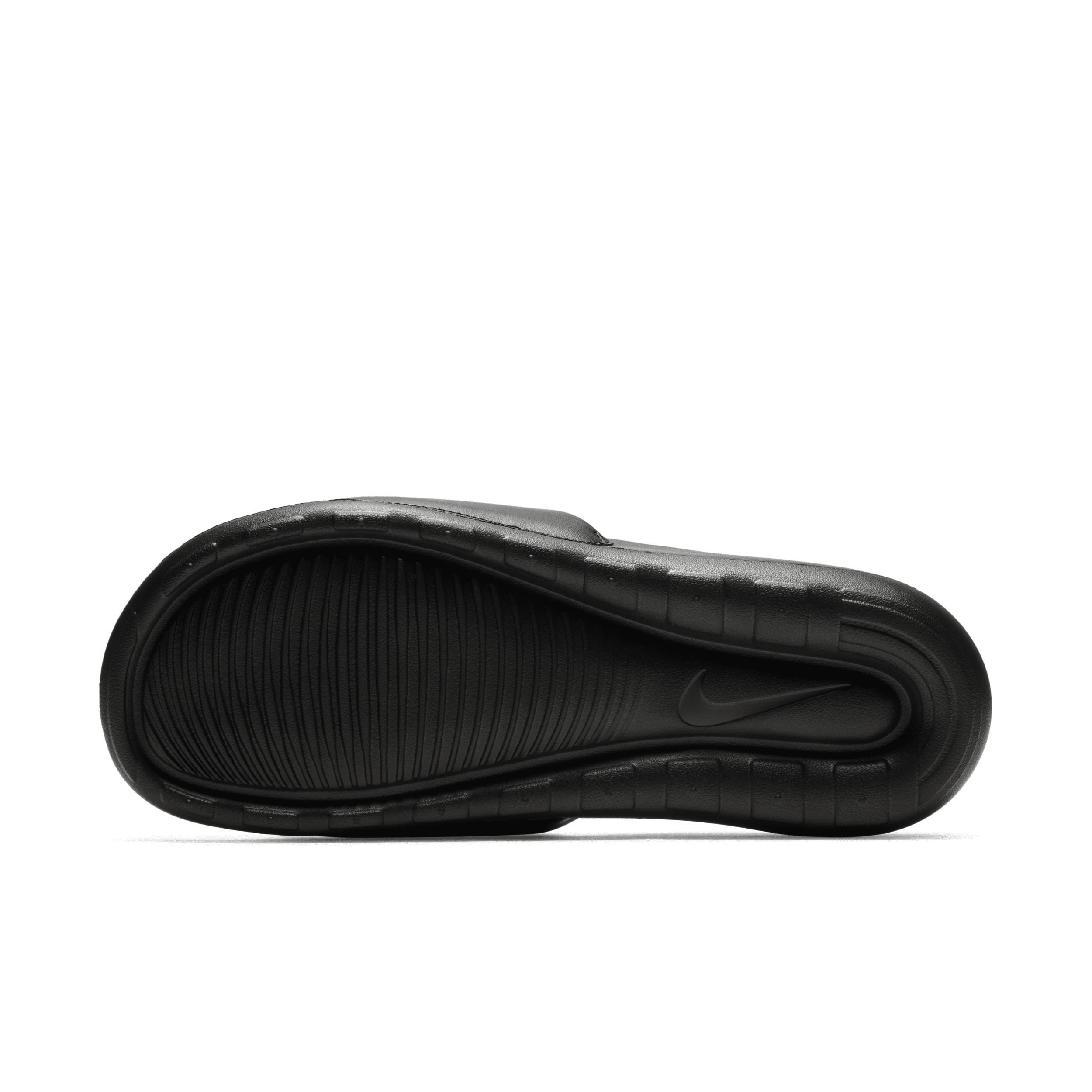 Nike Men's Victori One Slides Product Image