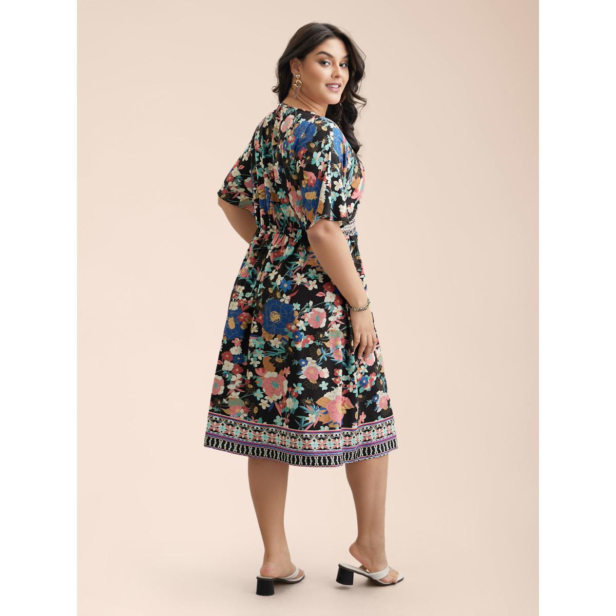 Plus Size Boho Print Shirred V-Neck Flared Midi Dress Black Women Resort Shirred V-neck Elbow-length sleeve Curvy BloomChic 12/L Product Image