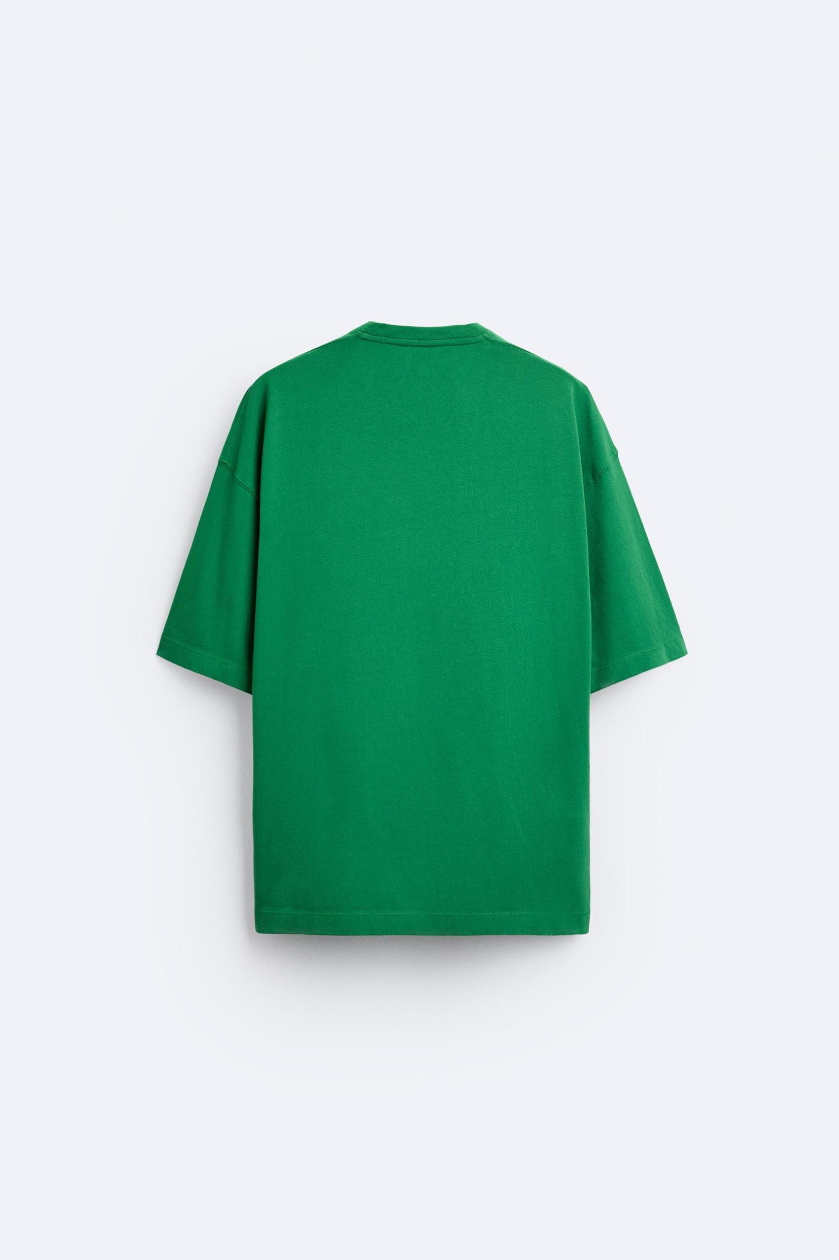 CONTRASTING PRINT T-SHIRT Product Image