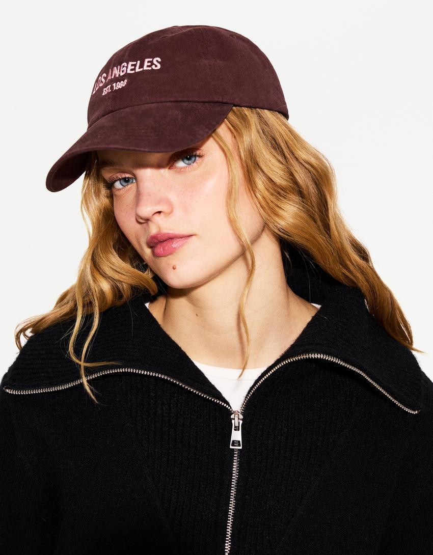 Embroidered cap Product Image