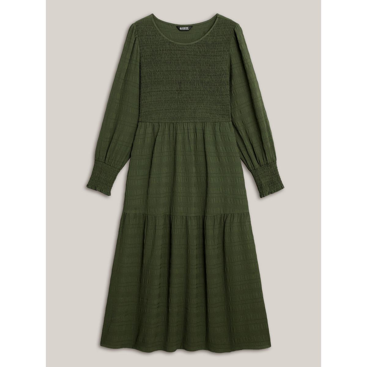 Plus Size Plain Textured Shirred Midi Dress Black Women Elegant Texture Round Neck Long Sleeve Curvy BloomChic 26/4X Product Image