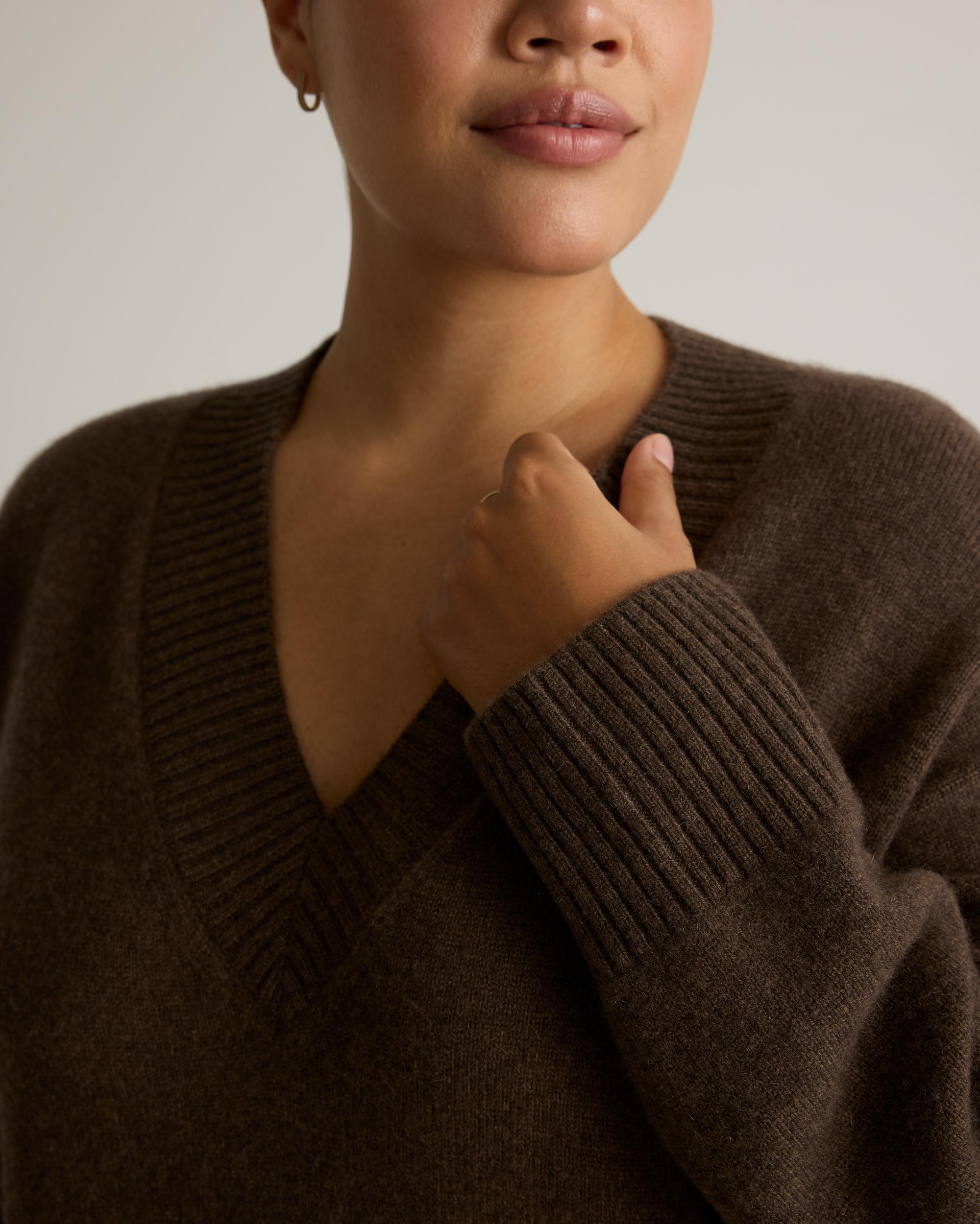 Quince | Women's Mongolian Cashmere OverSized V-Neck Sweater Size XS Product Image