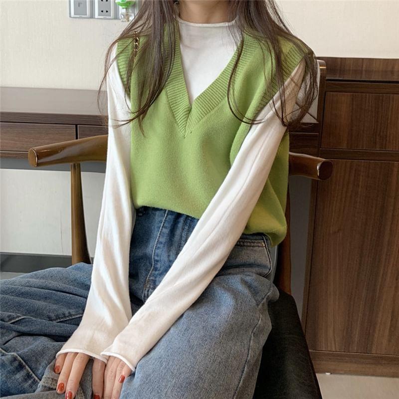 V-Neck Sweater Vest / Long-Sleeve Mock-Neck Top Product Image