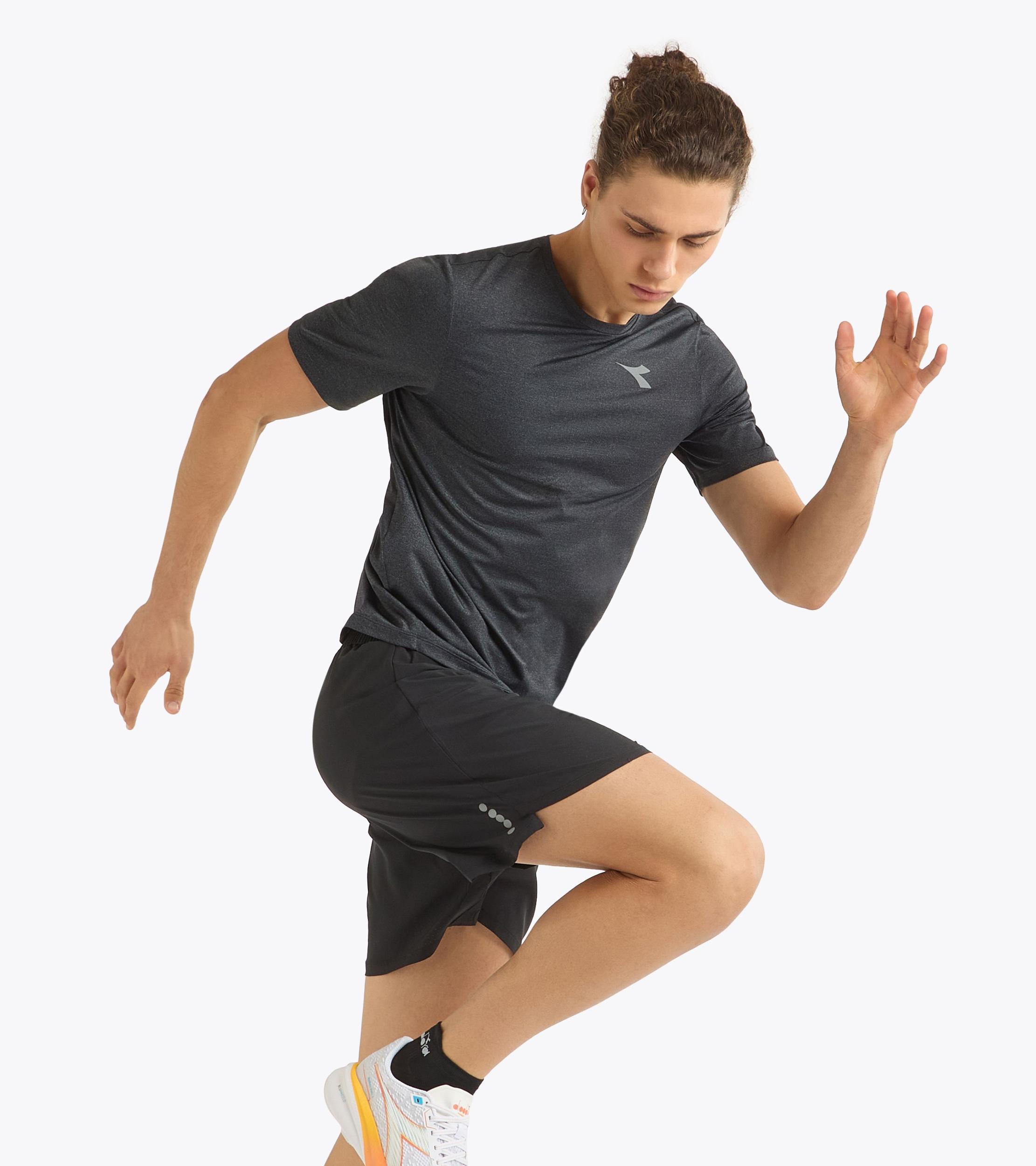 SS T-SHIRT TECH RUN CREW Product Image
