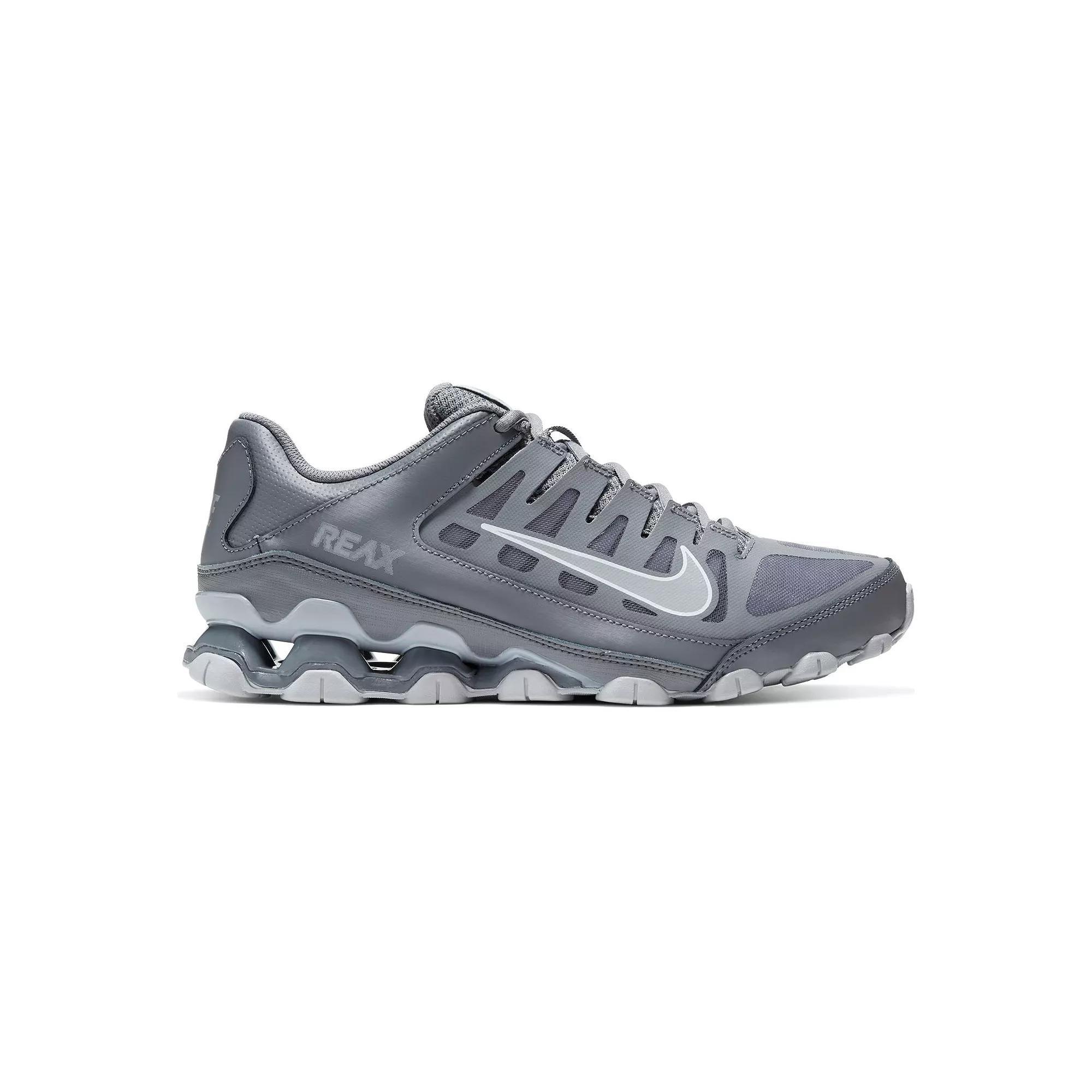 Nike Men's Reax 8 TR Workout Shoes Product Image