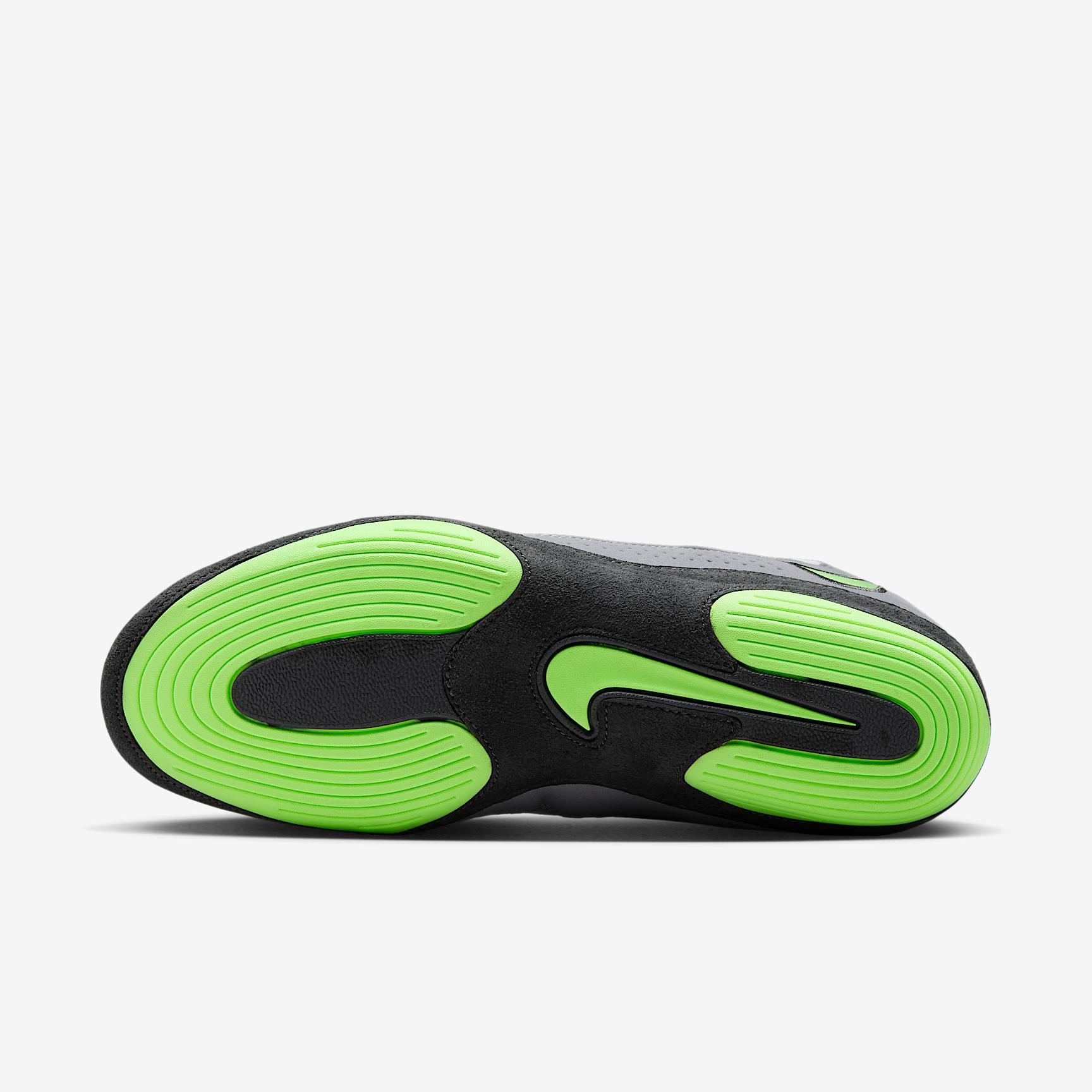 Nike Men's Inflict 4 Wrestling Shoes Product Image