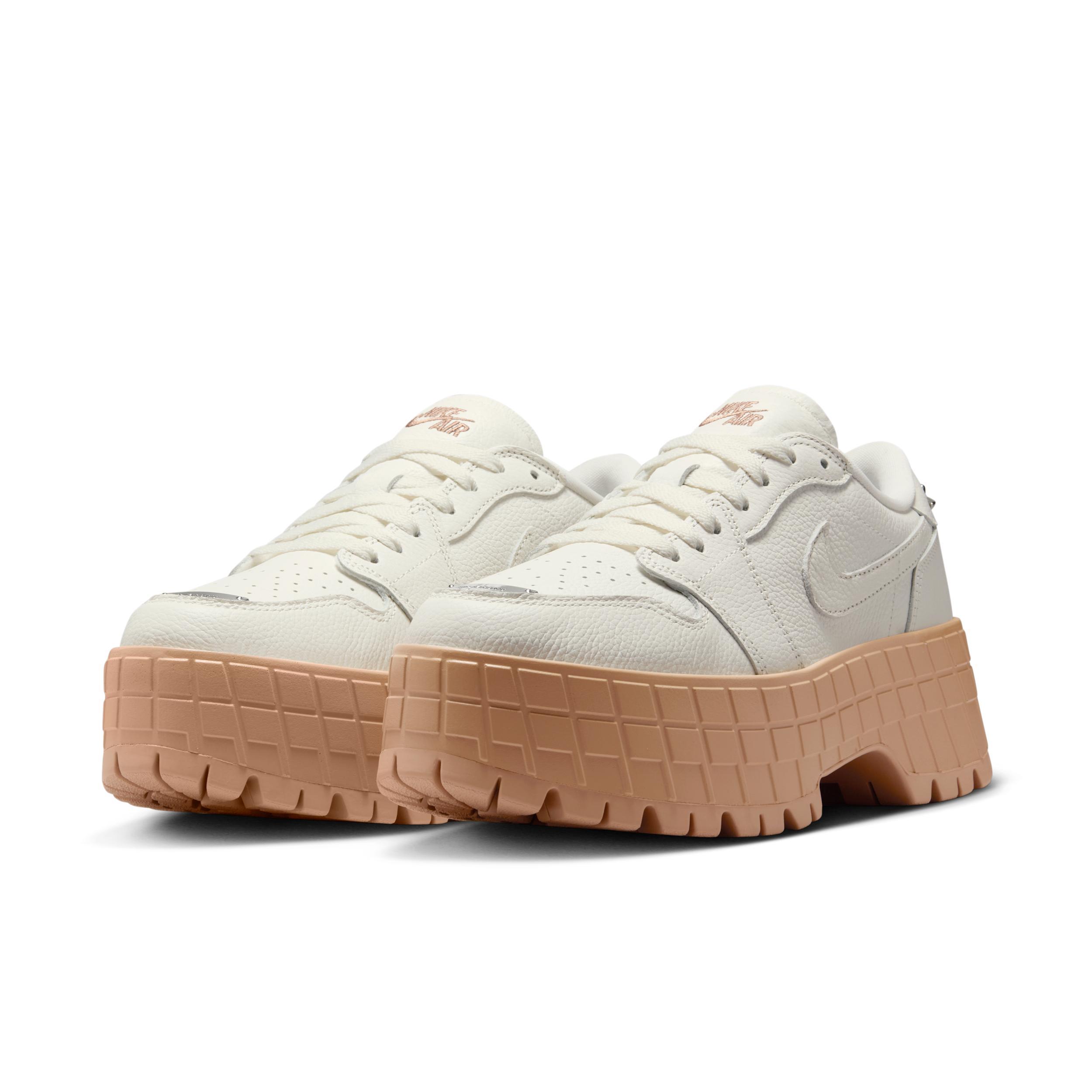 Women's Air Jordan 1 Brooklyn Low Shoes Product Image