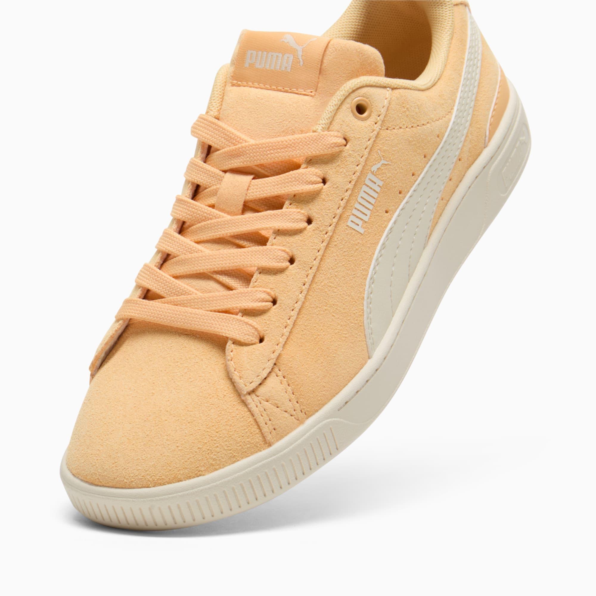 Vikky v3 Women's Wide Sneakers Product Image