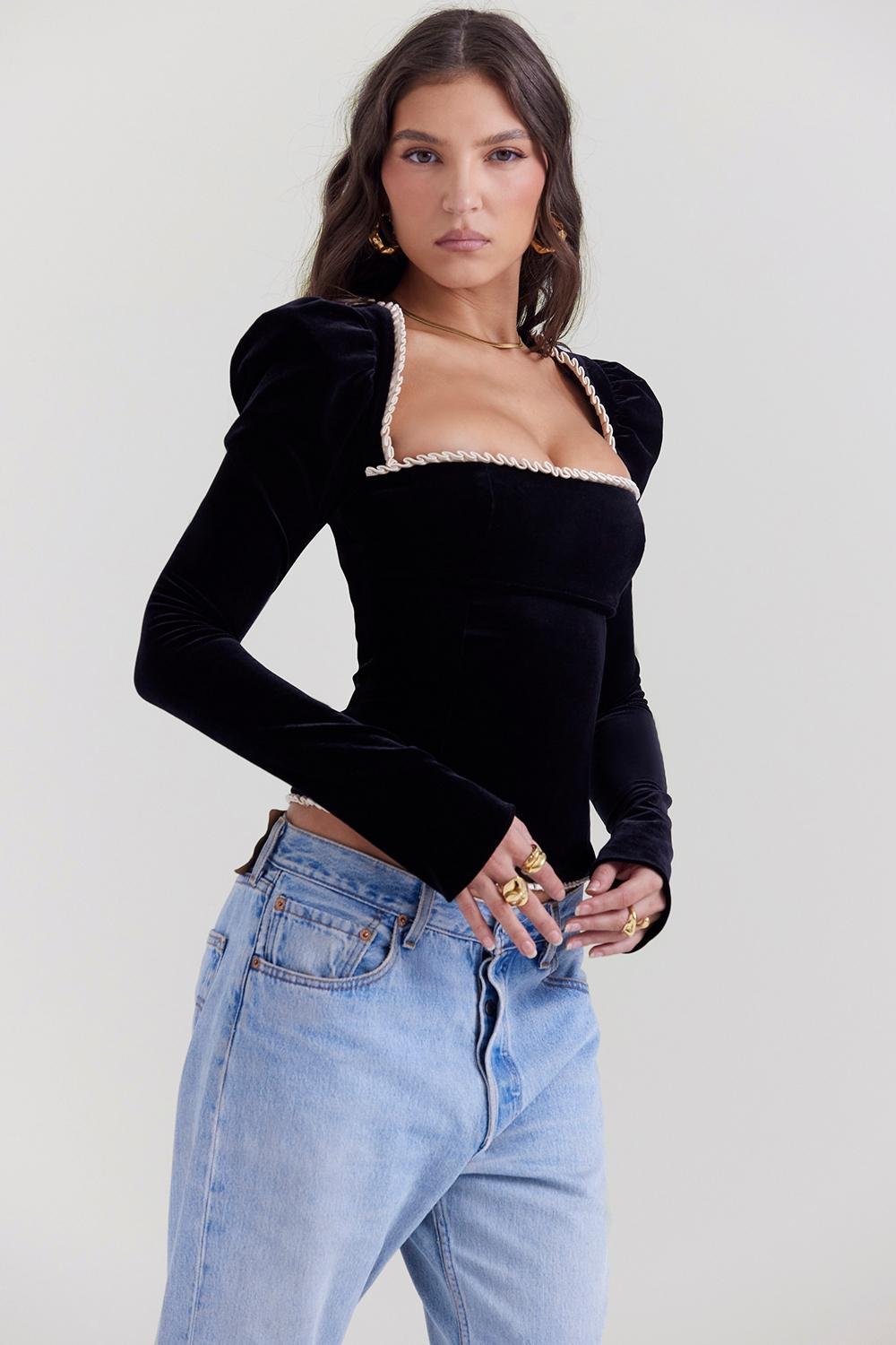 Noa  black velvet corset Product Image