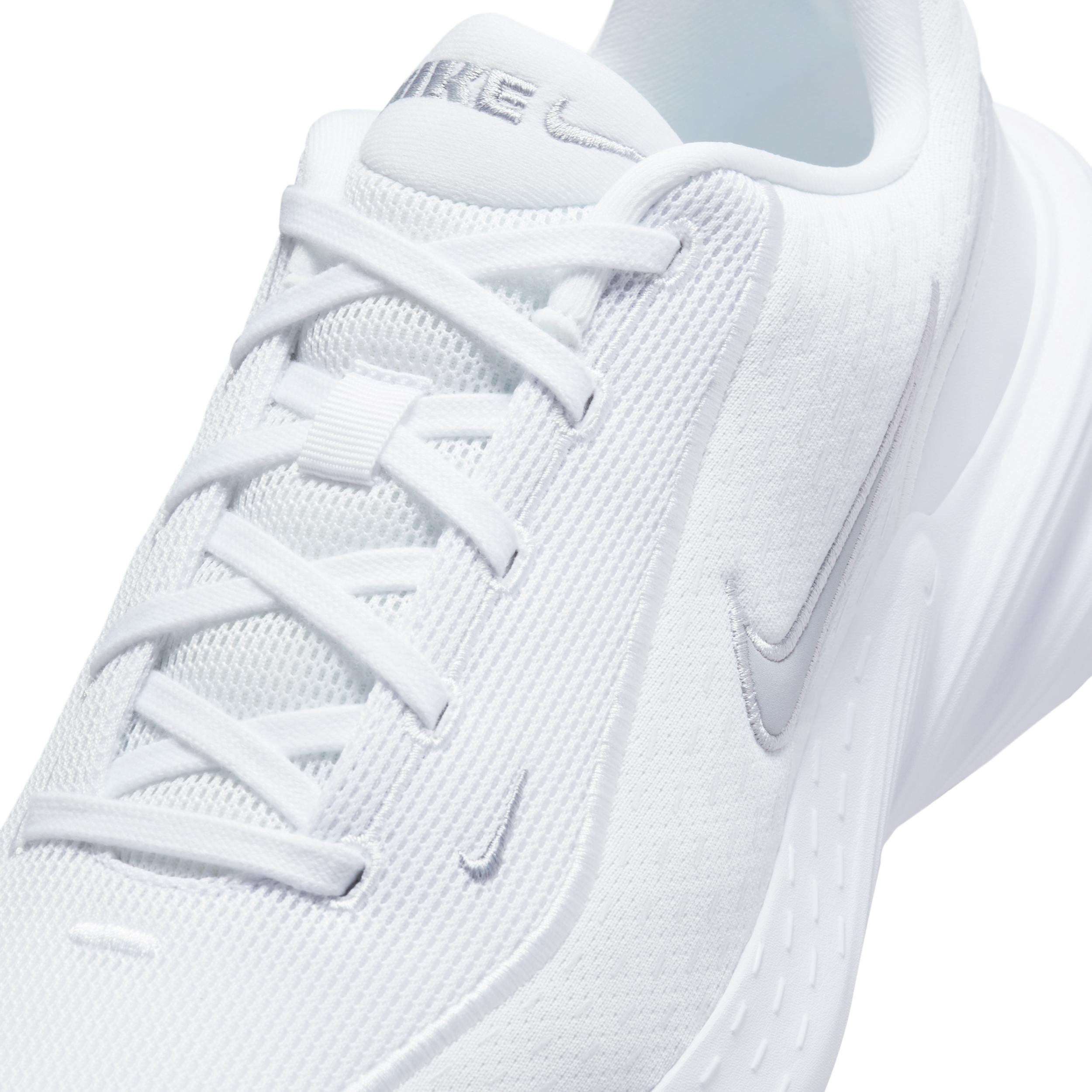 Nike Men's Uplift SC Shoes Product Image