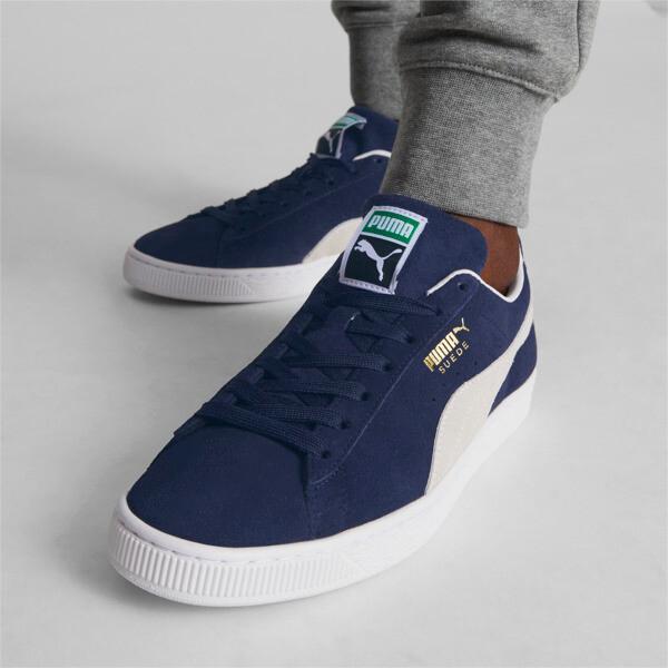 Suede Classic XXI Sneakers Product Image
