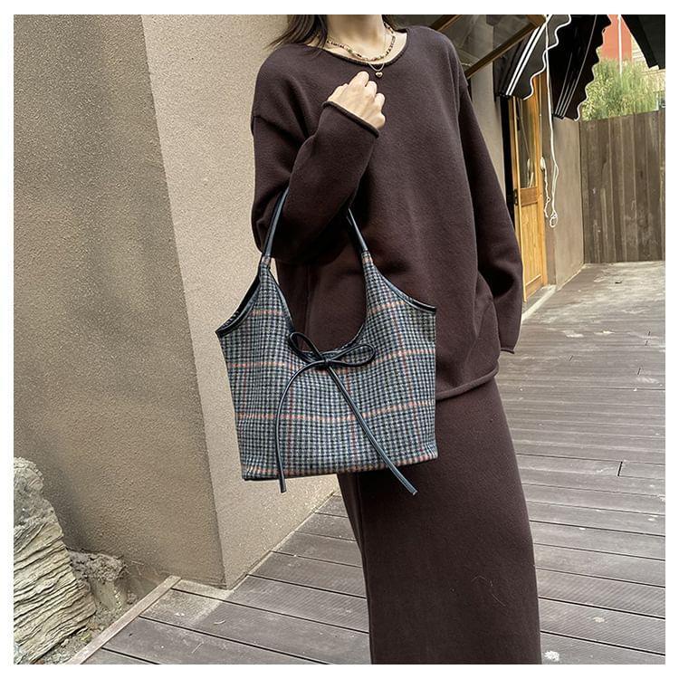 Plaid Bow Tote Bag Product Image