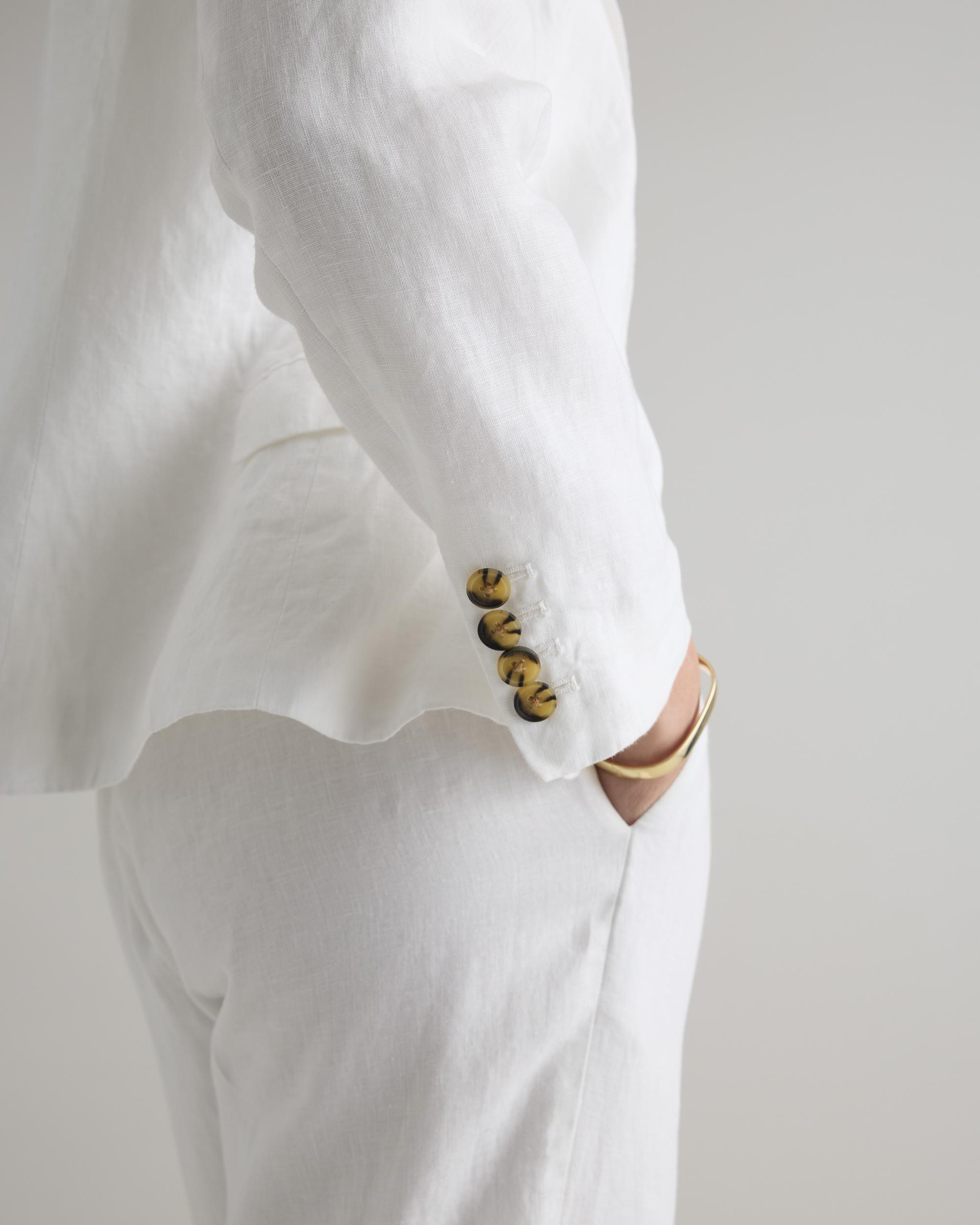 Quince | Women's 100% European Linen Structured Blazer Product Image