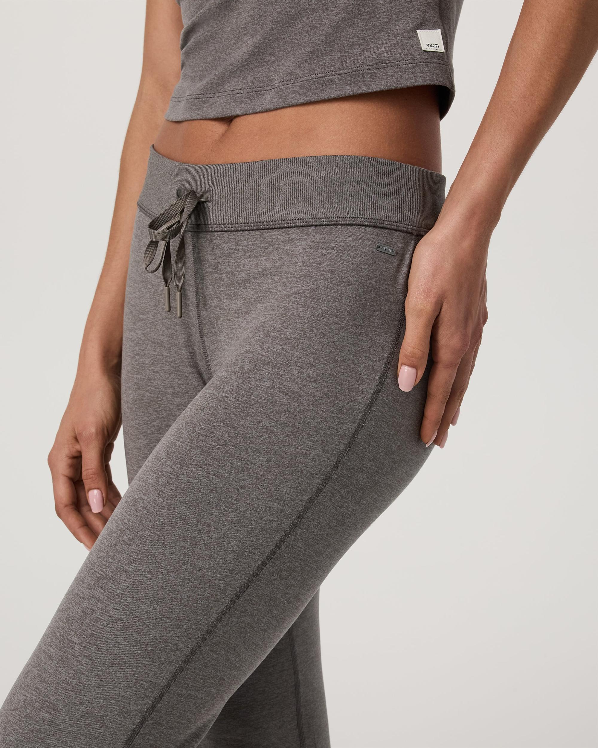 Halo Low Rise Slim Flare Pant Product Image