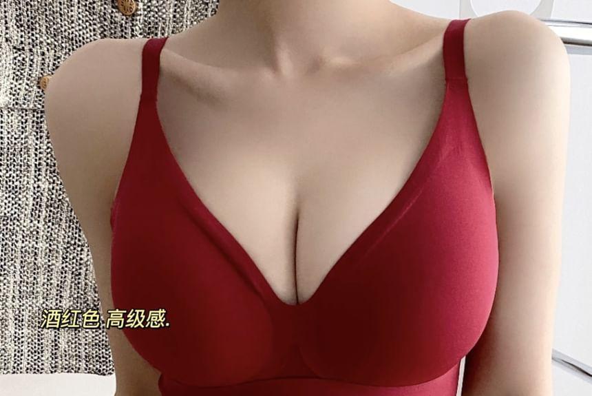 Plain Seamless Wireless Bra Product Image